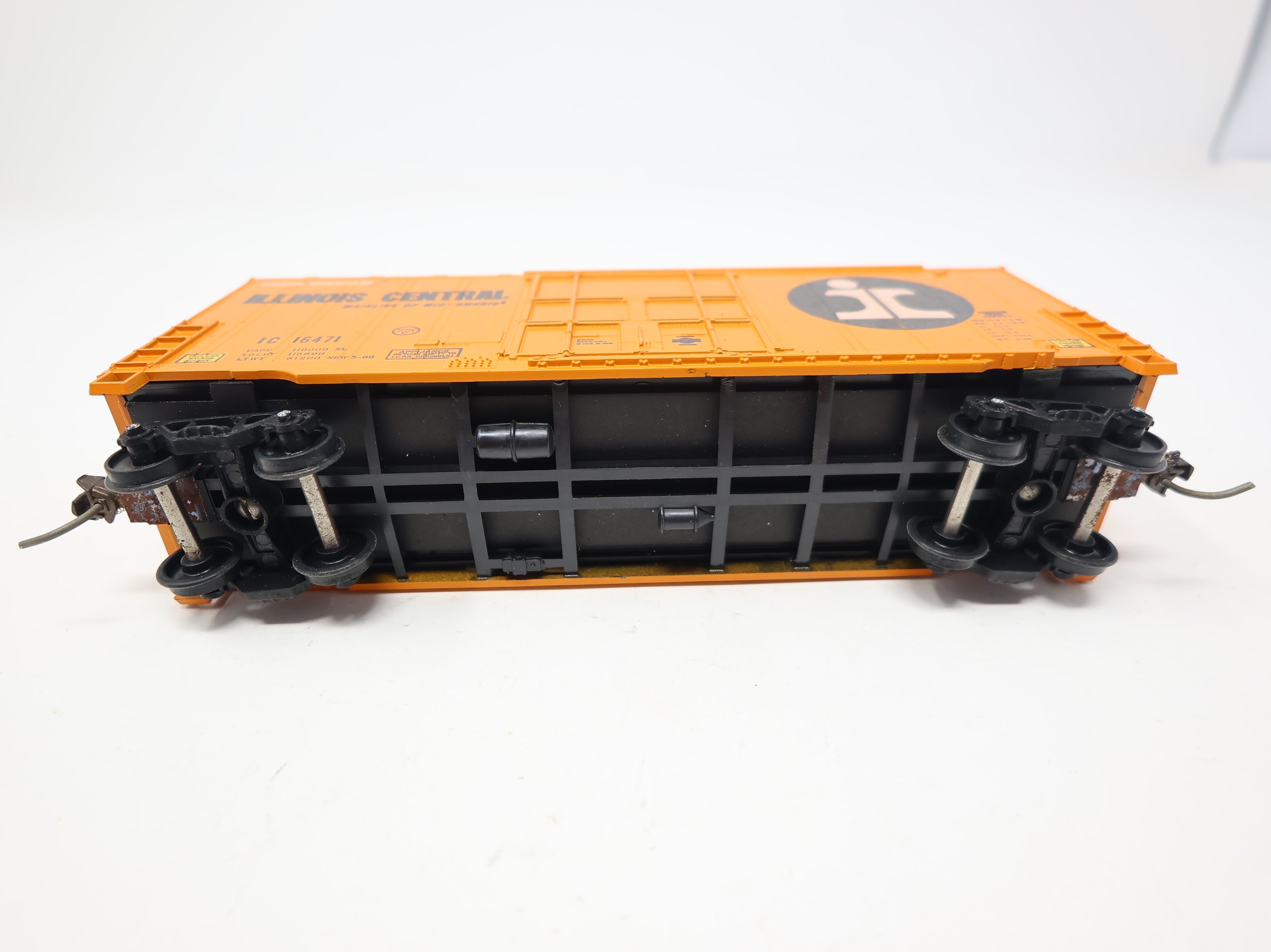 USED Athearn HO Scale 40' HI-Cube Box Car w/ Spinning Roller-Bearing Trucks Illinois Central IC #16471