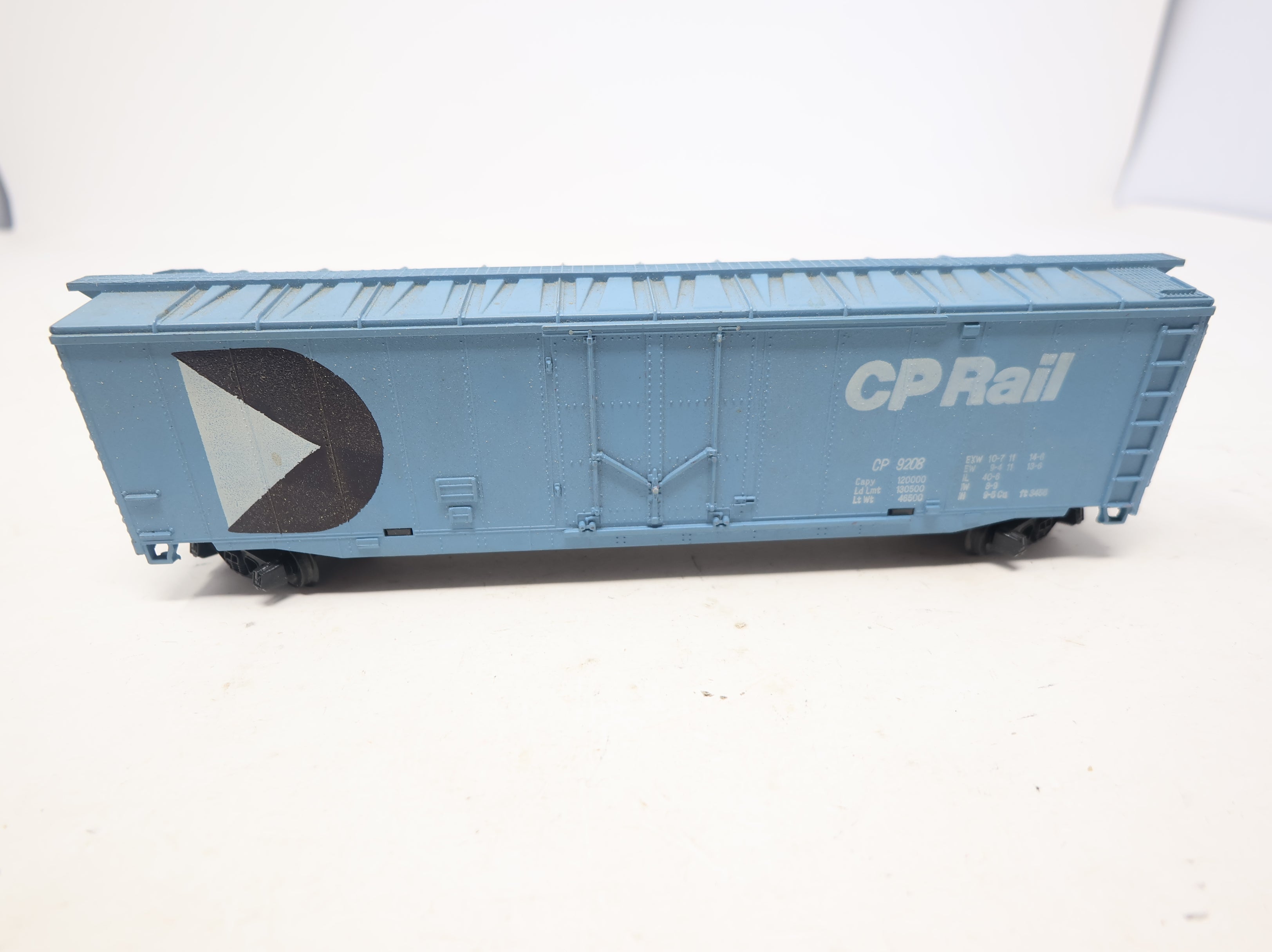 USED Tyco HO Scale 50' SD Box Car Canadian Pacific CP #9208