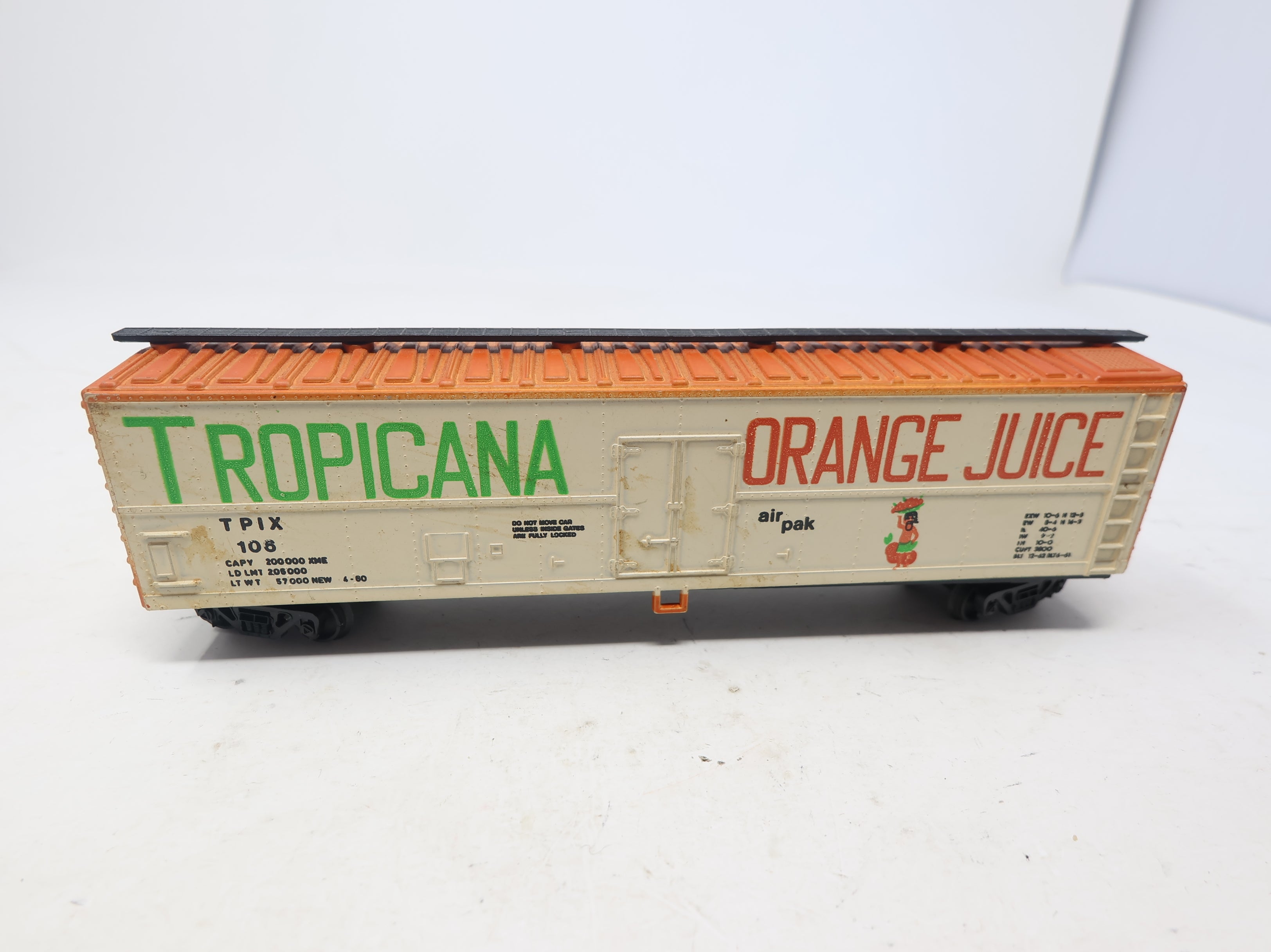 USED HO Scale 50' Box Car Tropicana TPIX #106