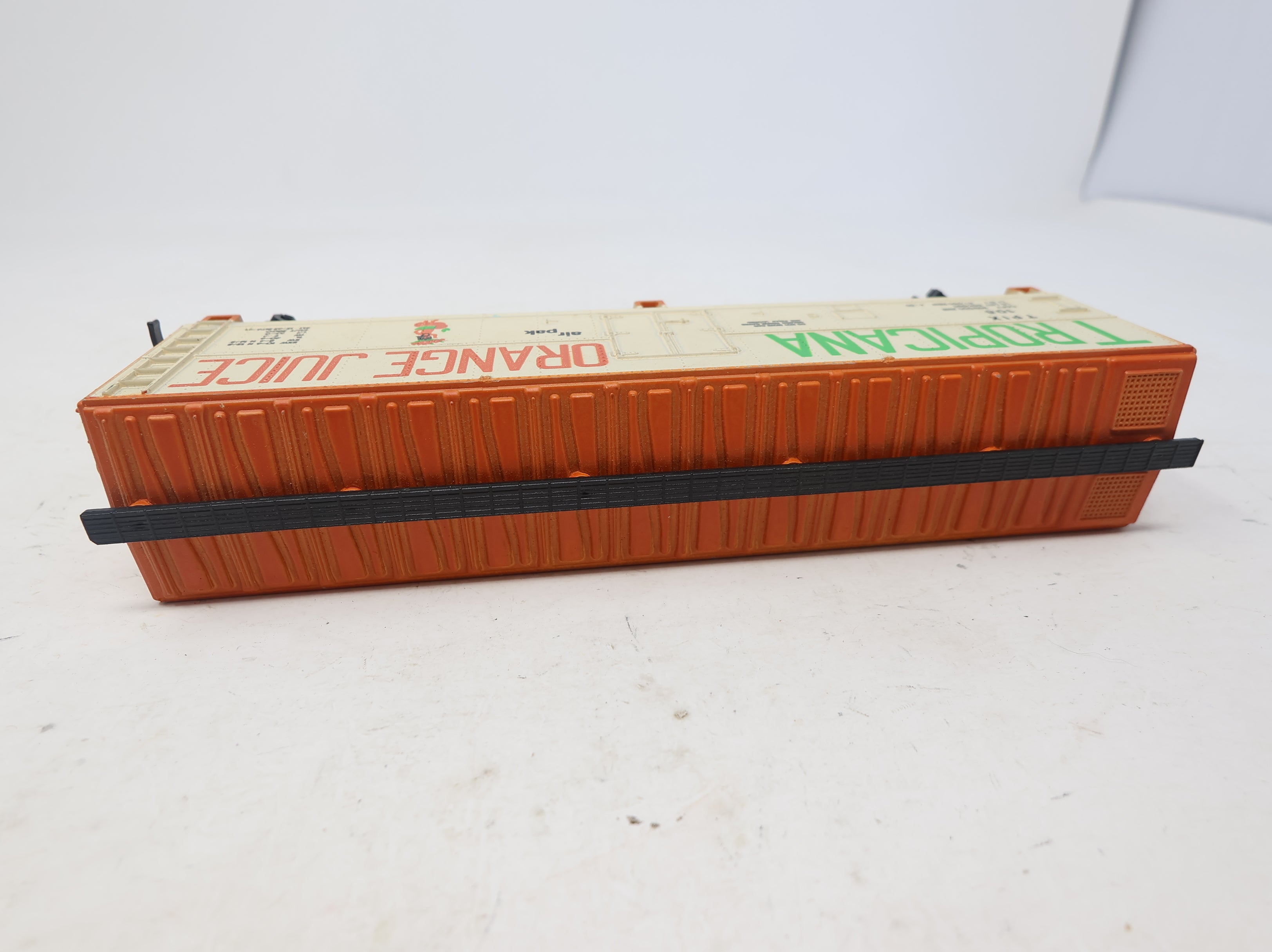 USED HO Scale 50' Box Car Tropicana TPIX #106