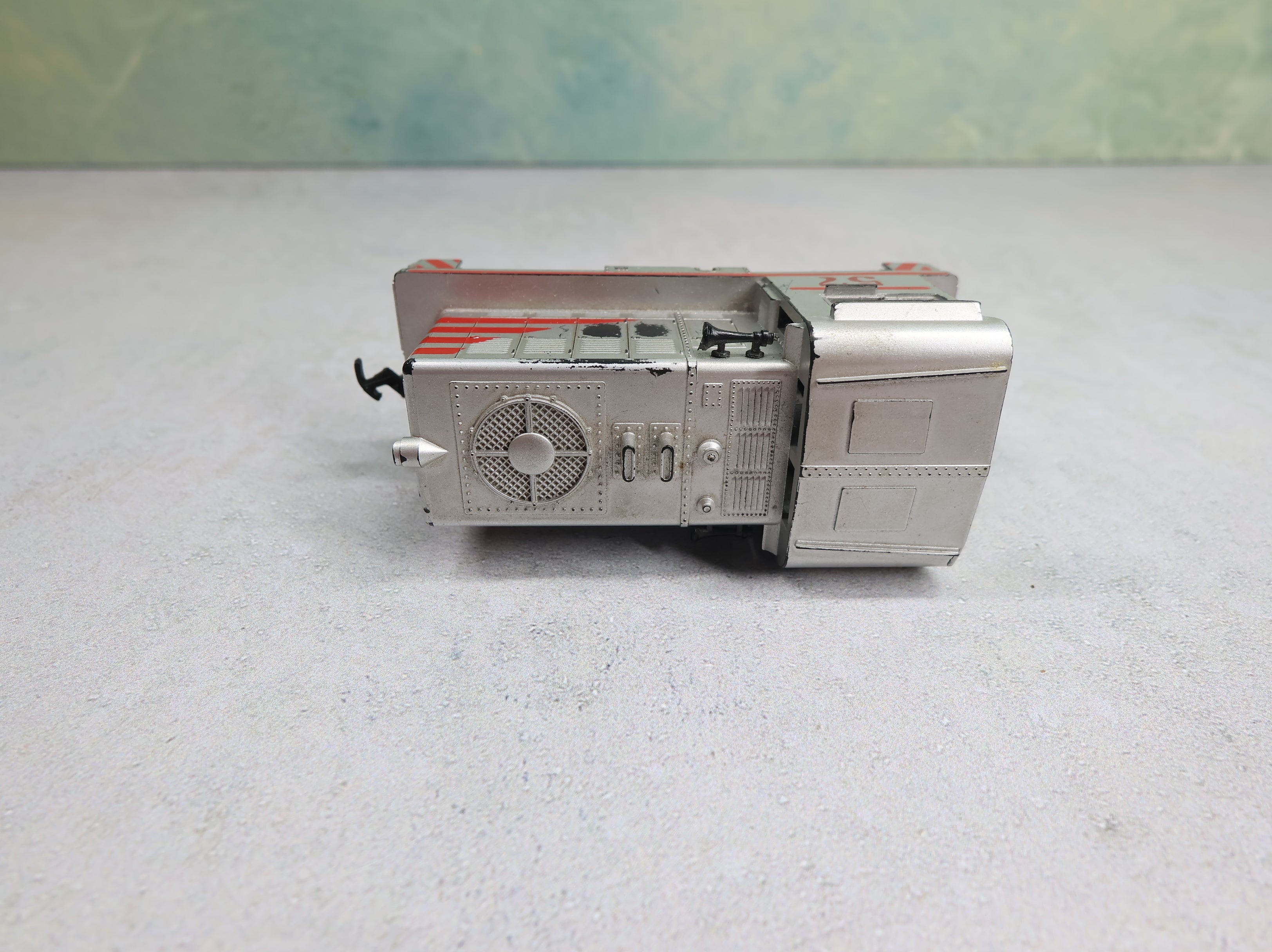 USED Athearn HO Scale Hustler Switcher Diesel Locomotive #57 Parts/Repairs DC