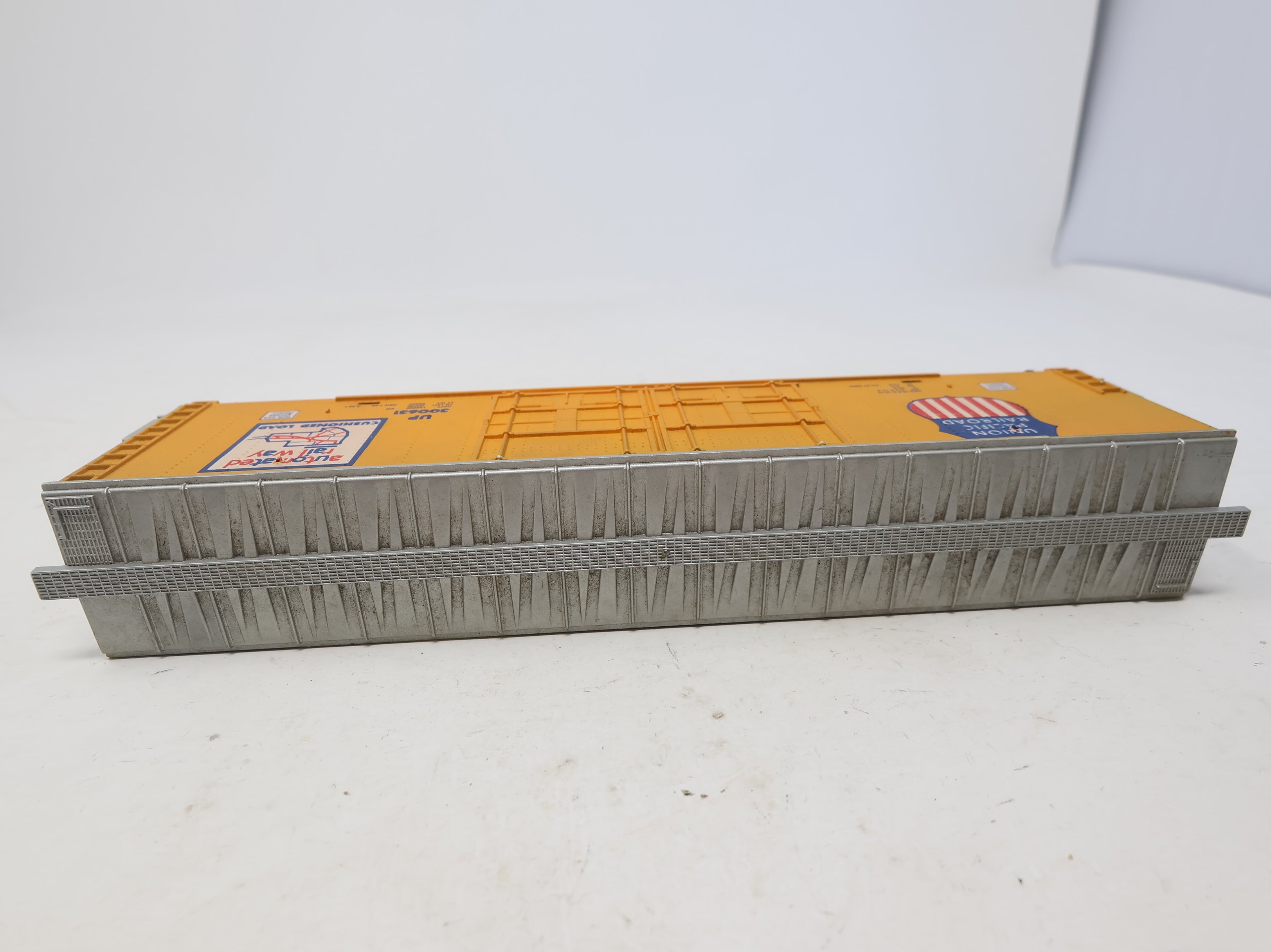 USED Tyco HO Scale 60' Box Car Union Pacific UP #300631