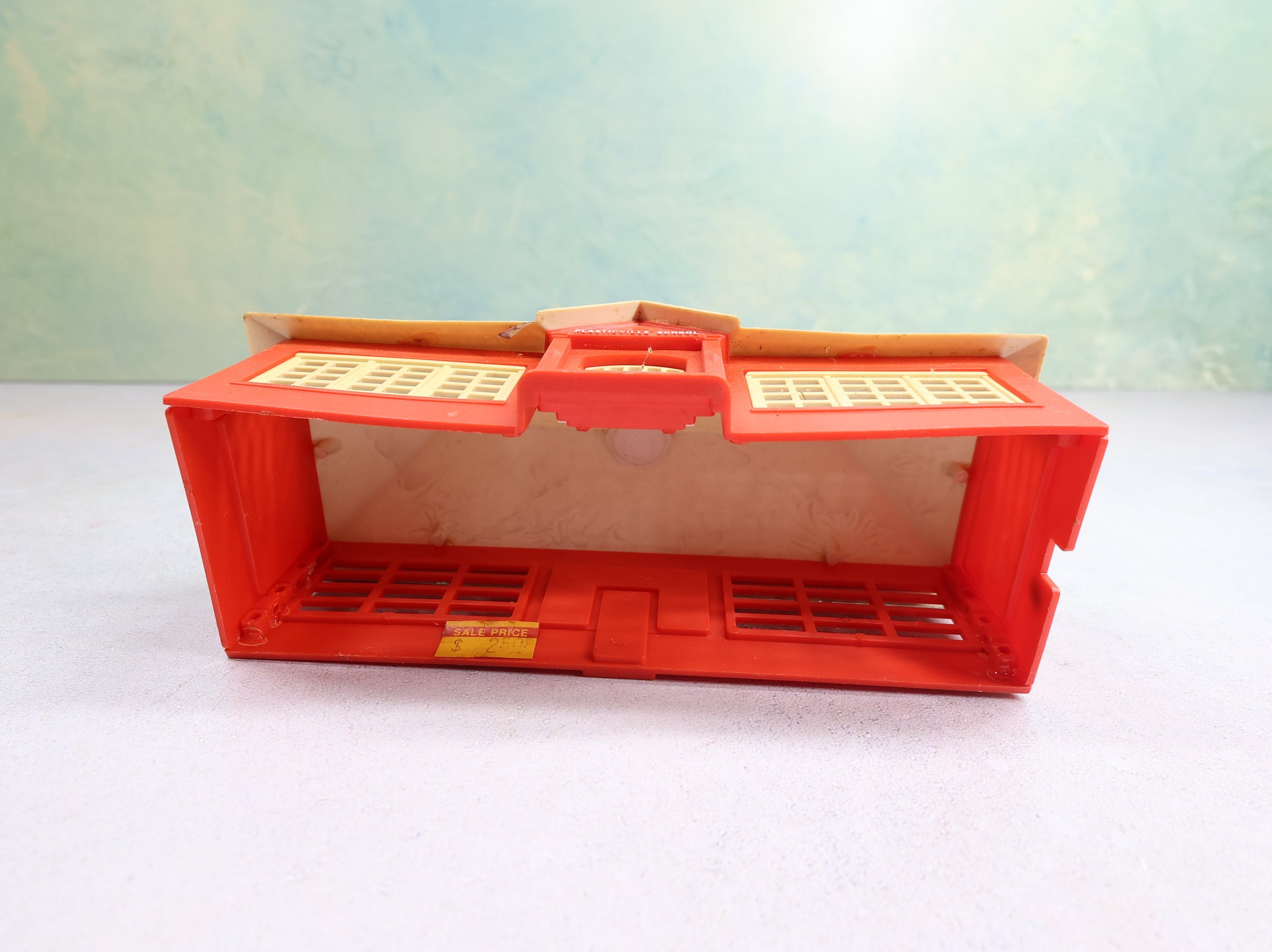 USED Bachmann Plasticville HO Scale Red School House