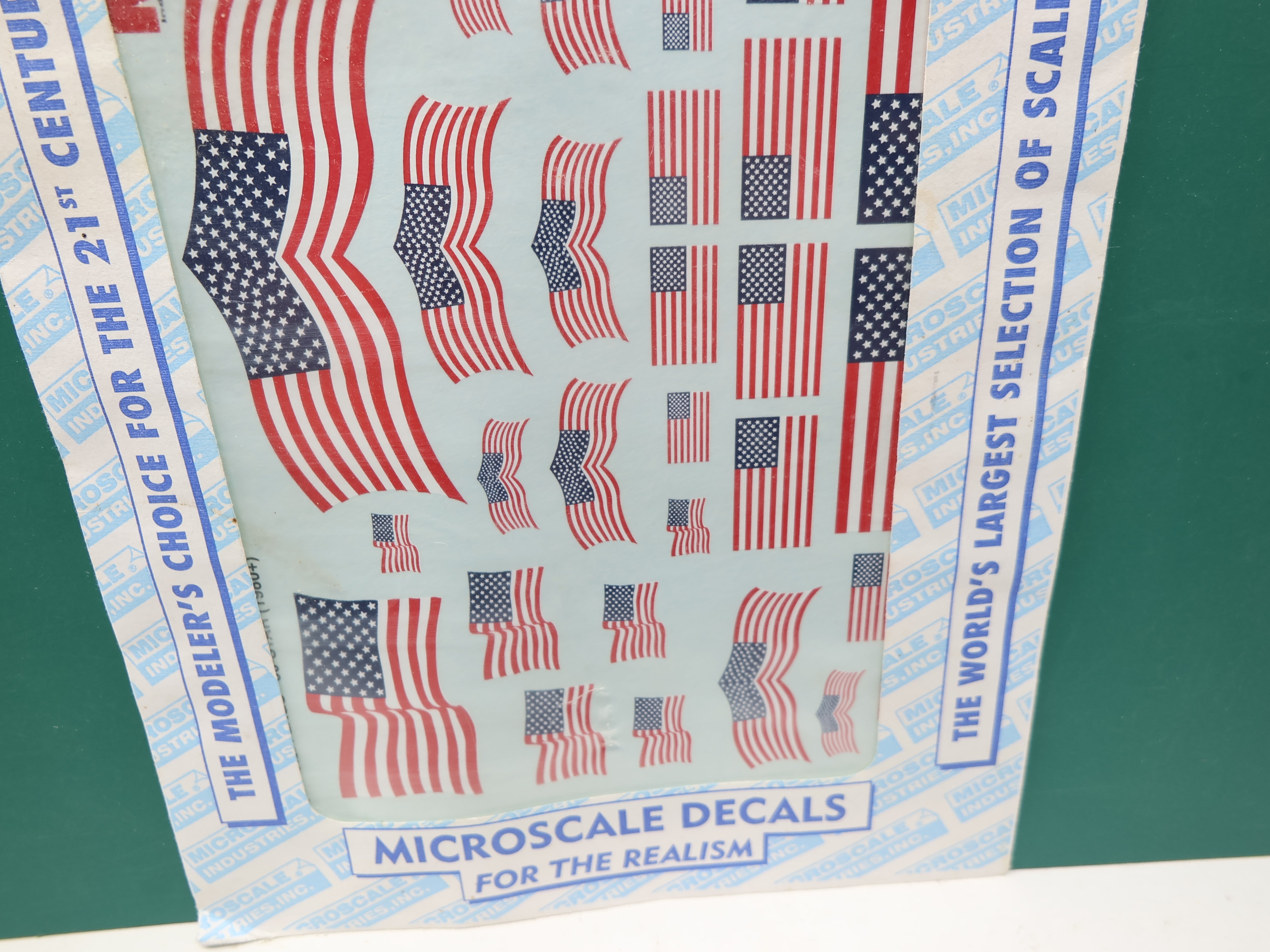 MICROSCALE 48-561 O, US Flags 50 Star Decal (1960+)