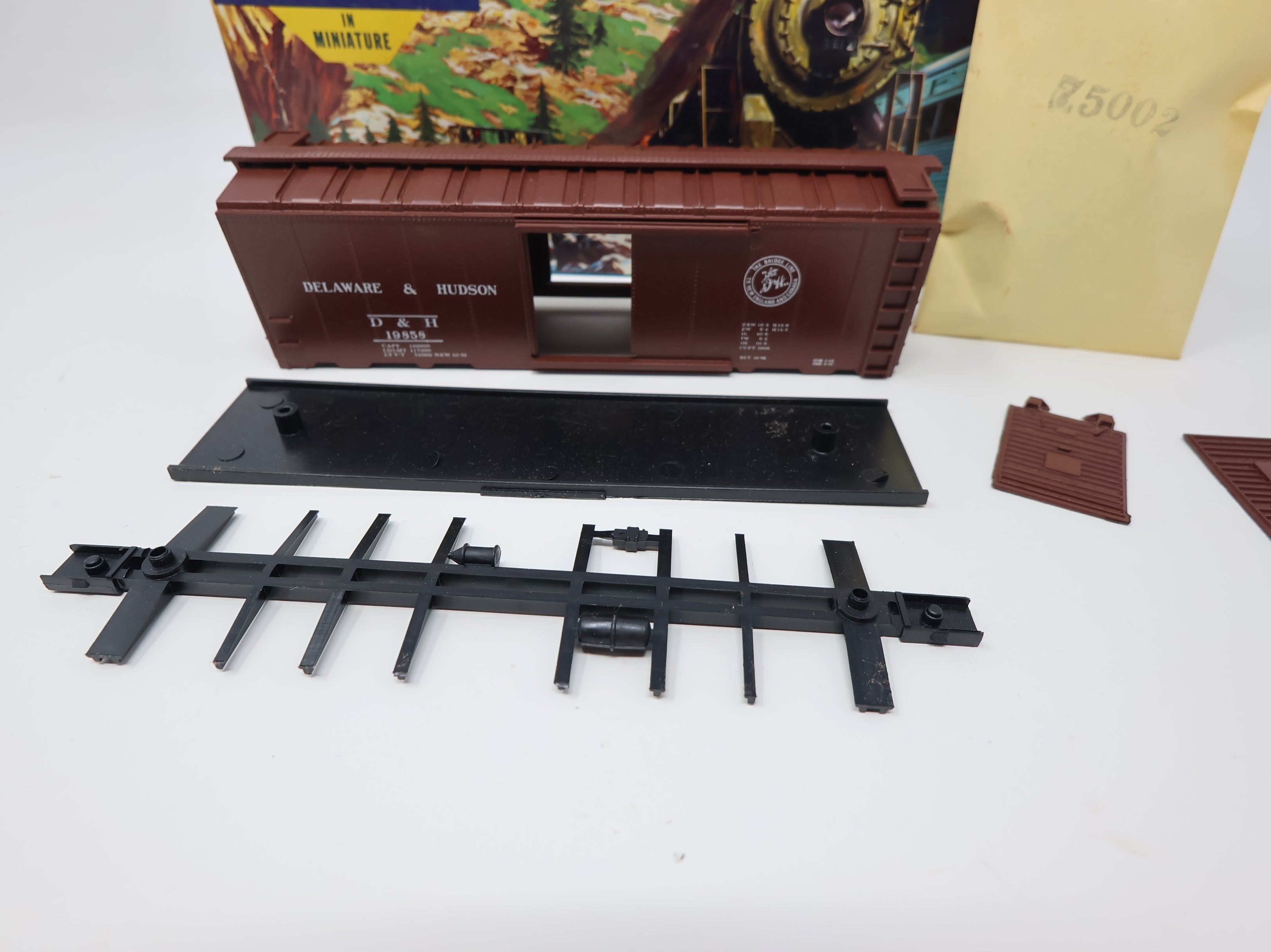 USED Athearn HO Scale 40' Steel Box Car Delaware and Hudson D&H #19858 Bev-Bel KIT