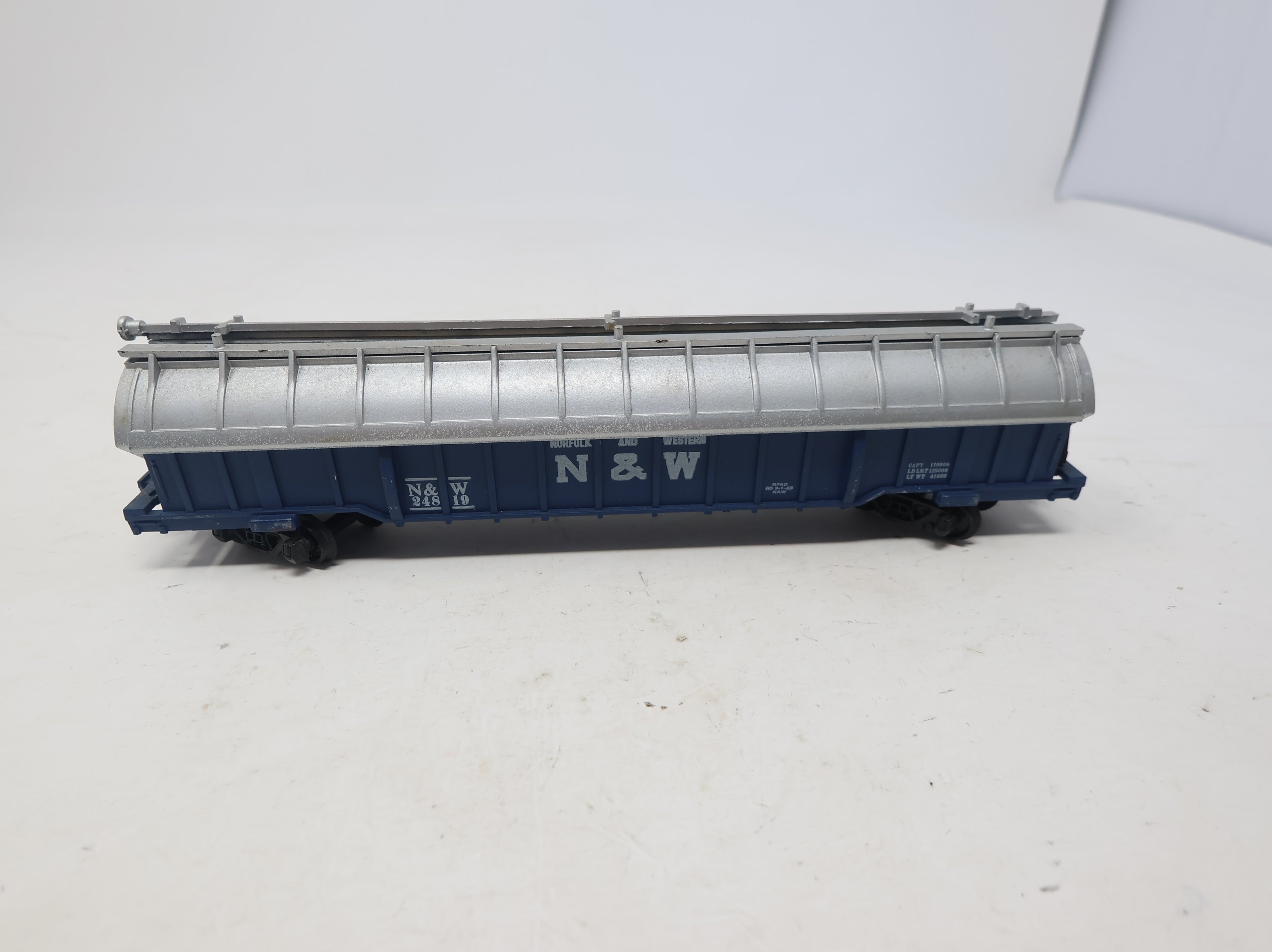 USED AHM HO Scale Coil Car Norfolk & Western N&W #24819 w/ Load