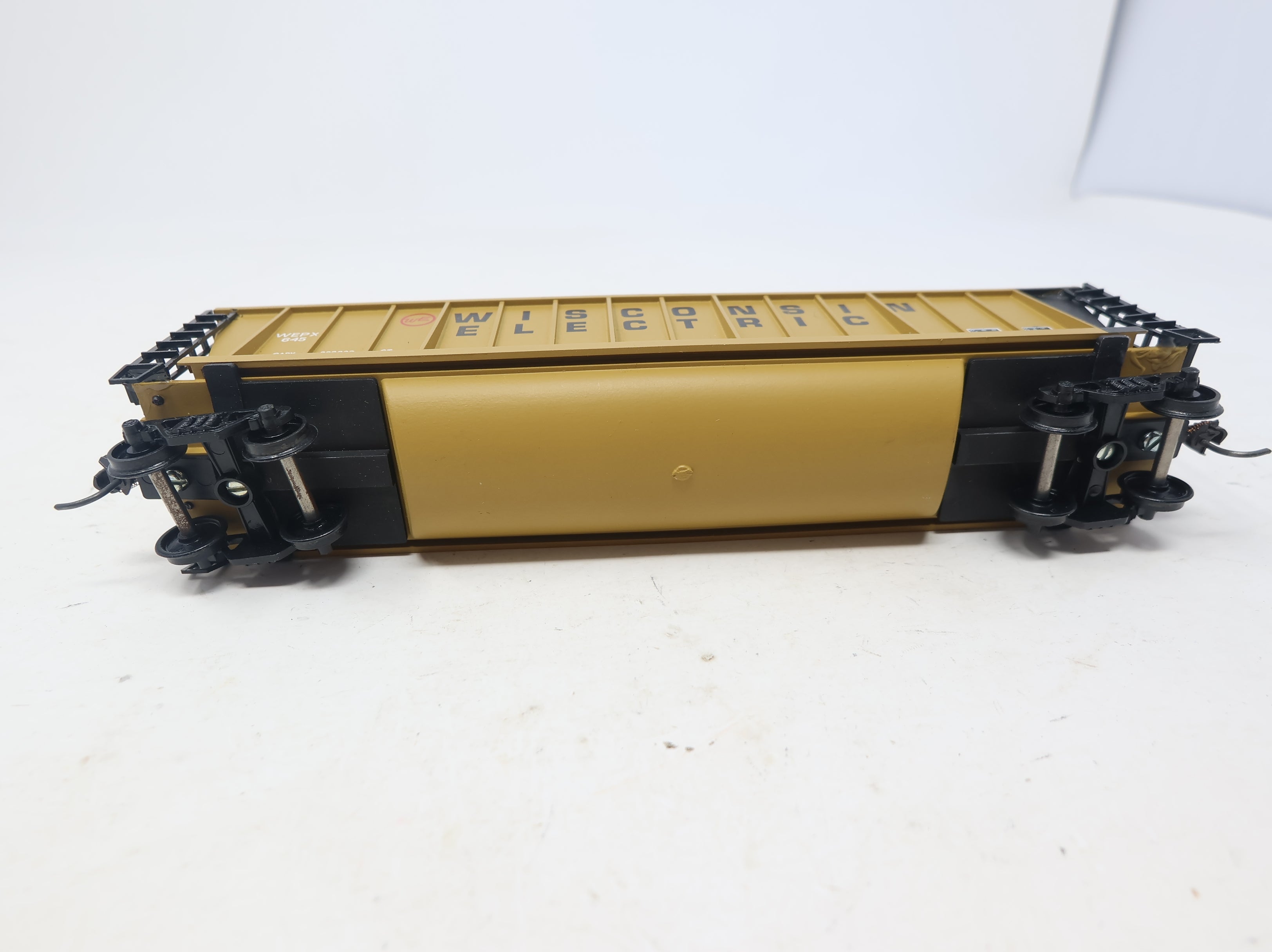 USED Roundhouse HO Scale Bathtub Gondola w/ coal load Wisconsin Electric WEPX #645 w/ Load