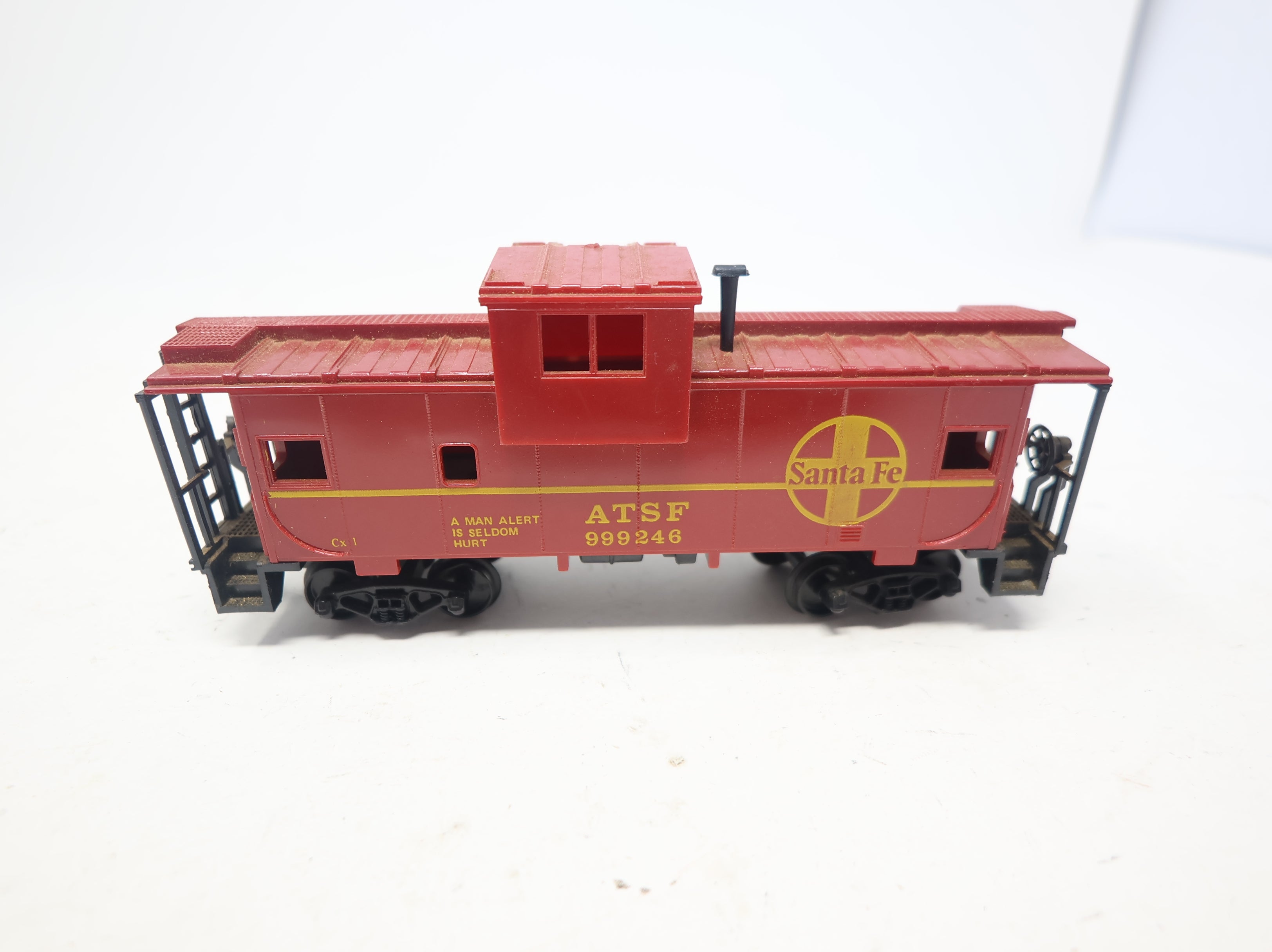 USED AHM HO Scale Caboose Santa Fe ATSF #999246 Safety