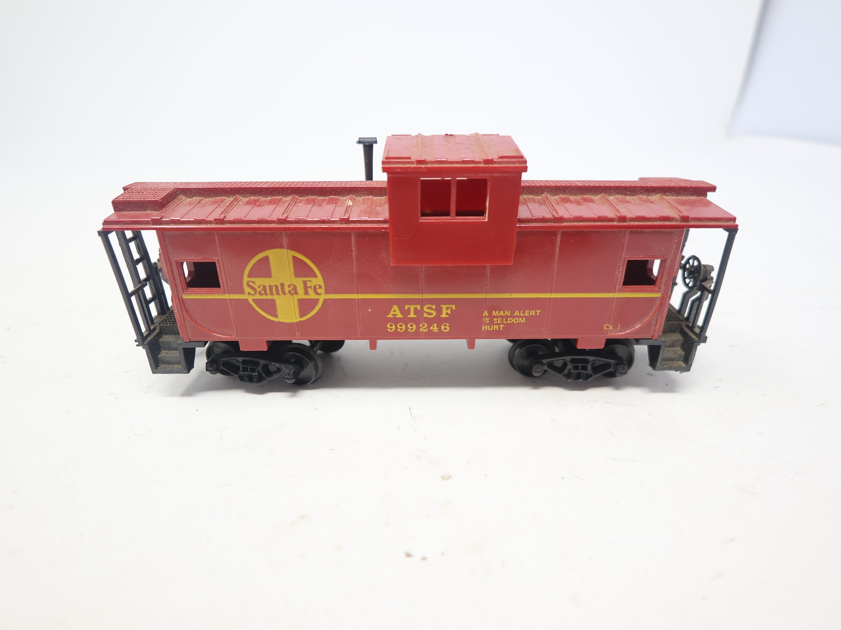 USED AHM HO Scale Caboose Santa Fe ATSF #999246 Safety