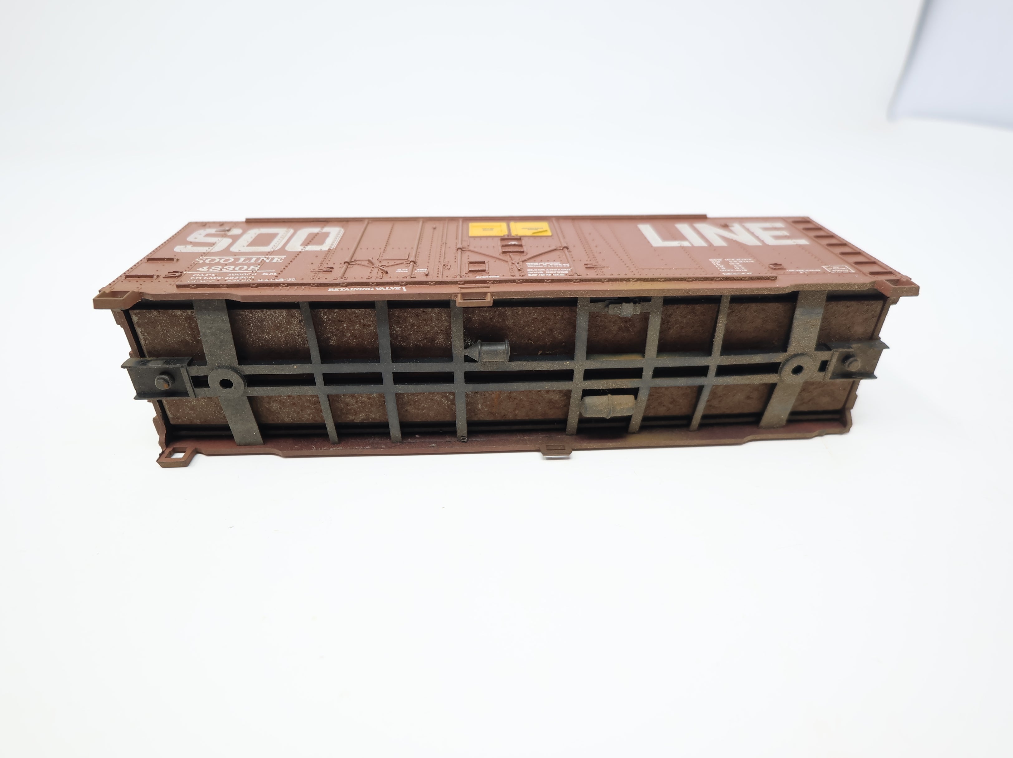 USED Athearn HO Scale 40' Steel Box Car SOO Line #48308 No Trucks/Couplers, Light Weathering