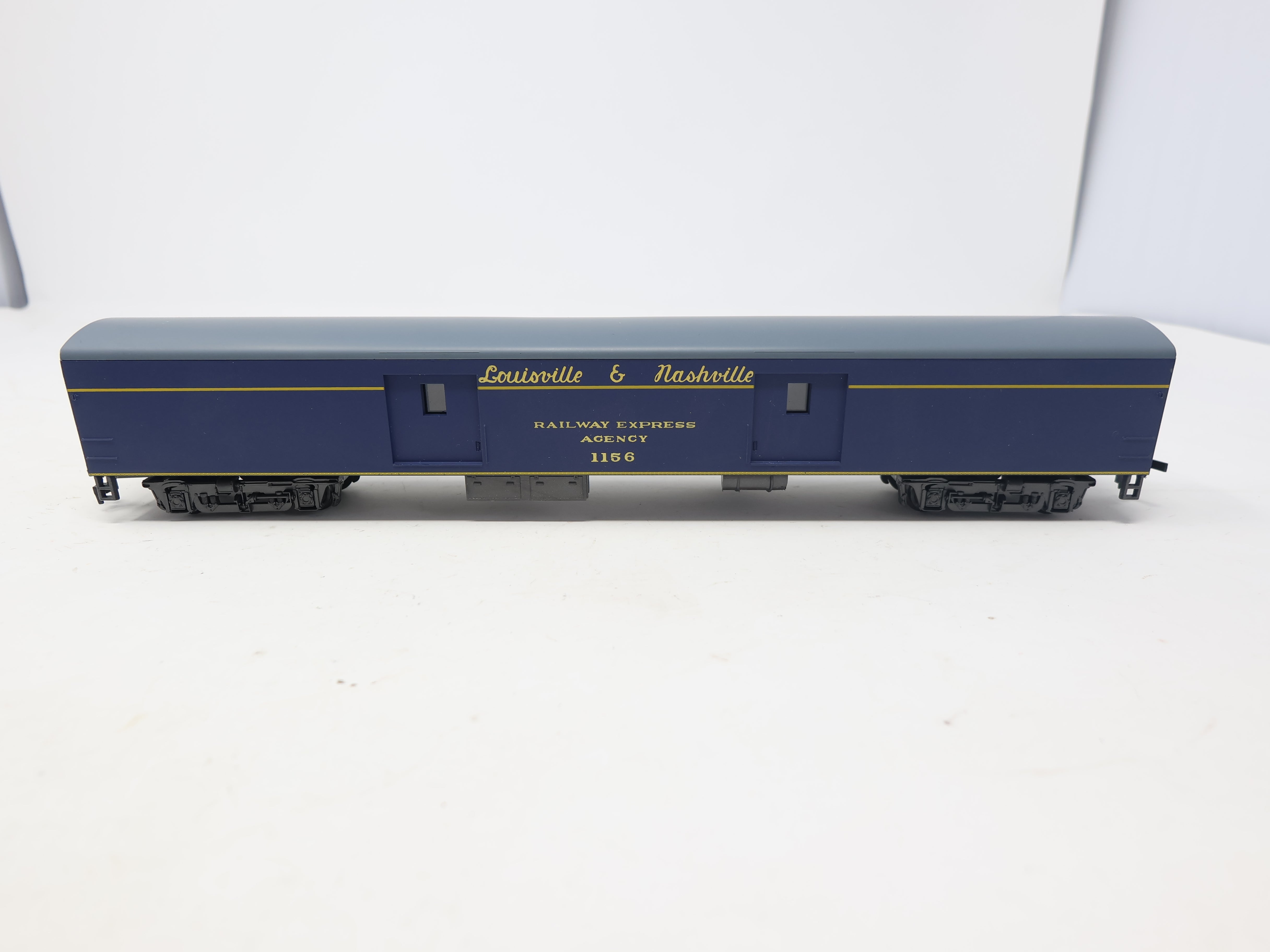 USED Rivarossi HO Scale, Baggage Passenger Car, Louisville & Nashville #1156, REA