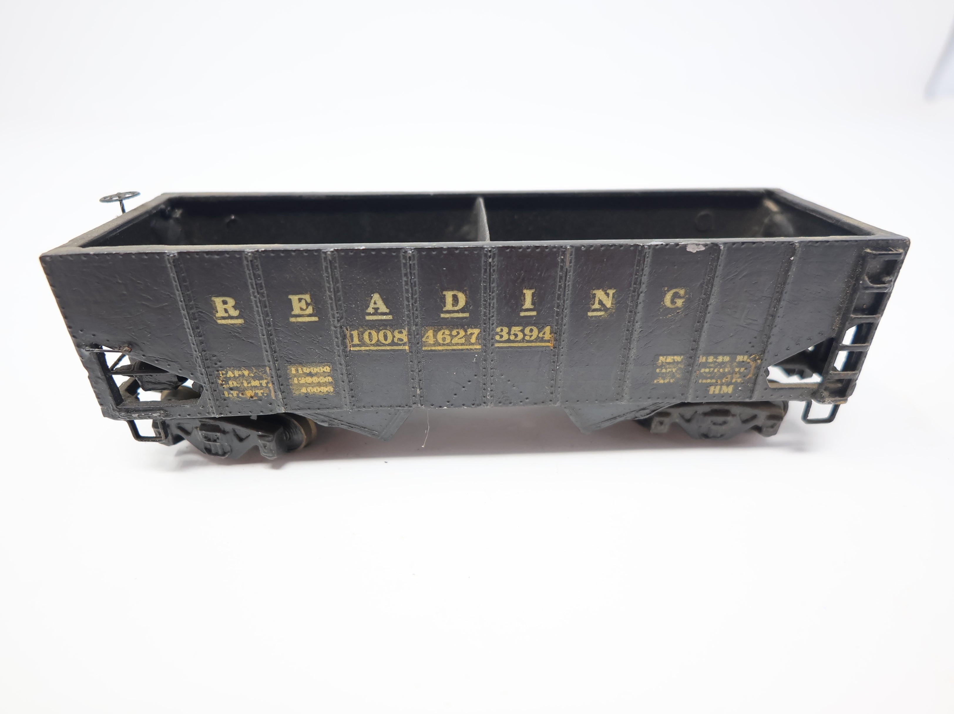 USED Walthers HO Scale 2 Bay Hopper Reading Metal Custom Rough