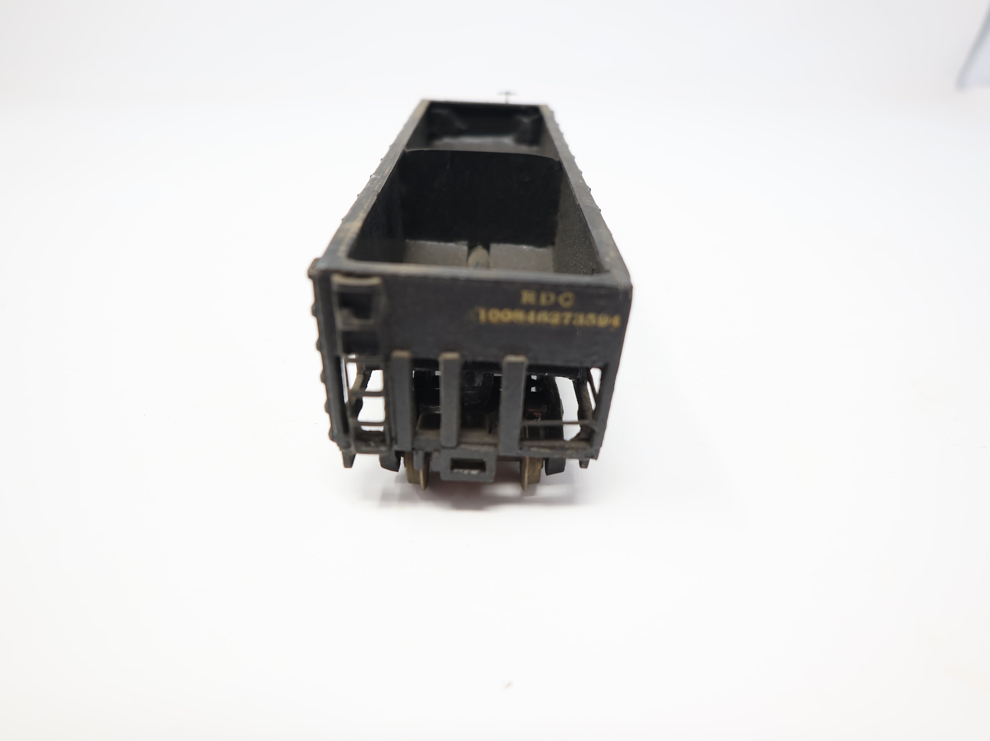 USED Walthers HO Scale 2 Bay Hopper Reading Metal Custom Rough