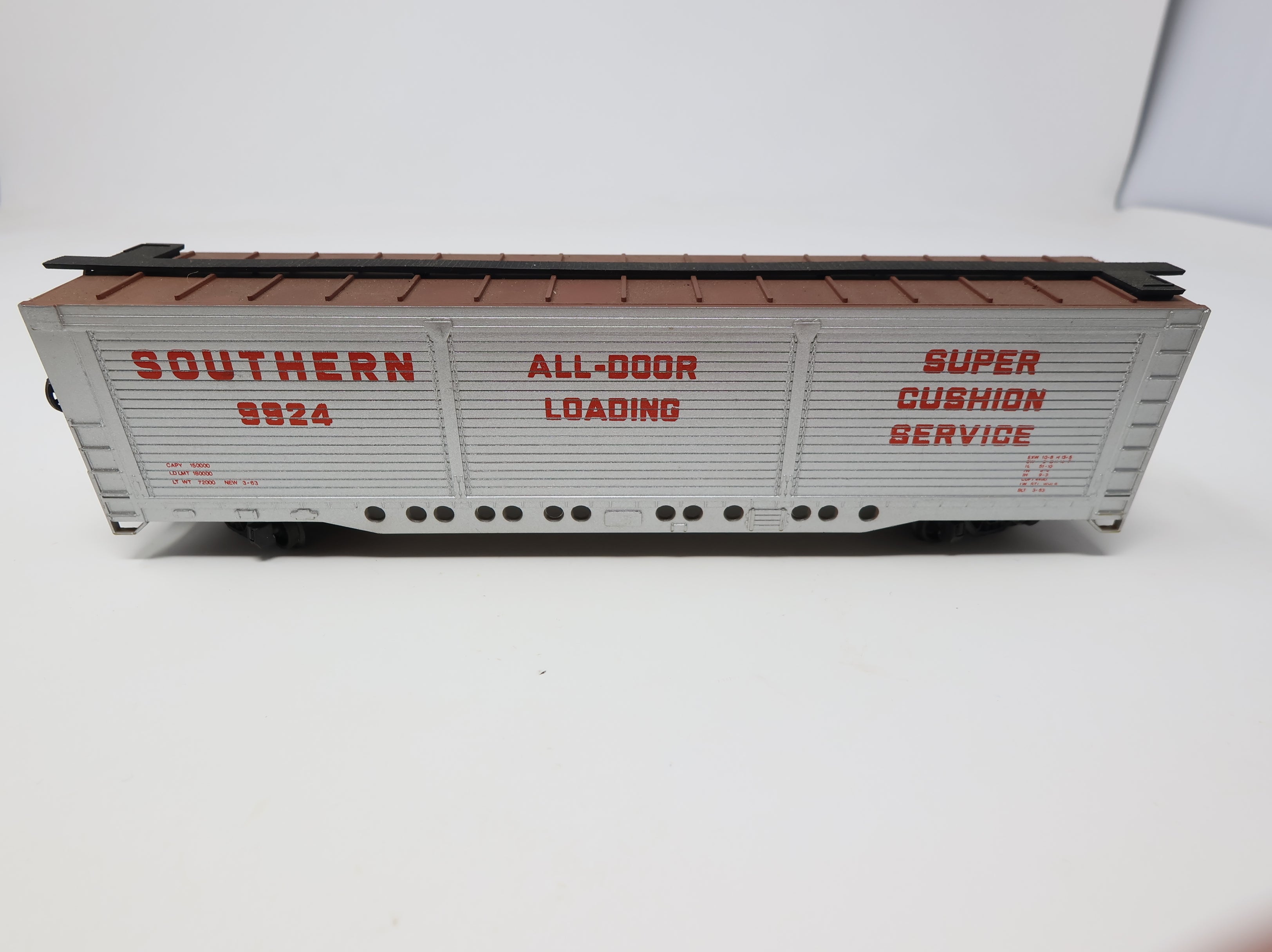 USED AHM HO Scale All-Door Box Car Southern #9924