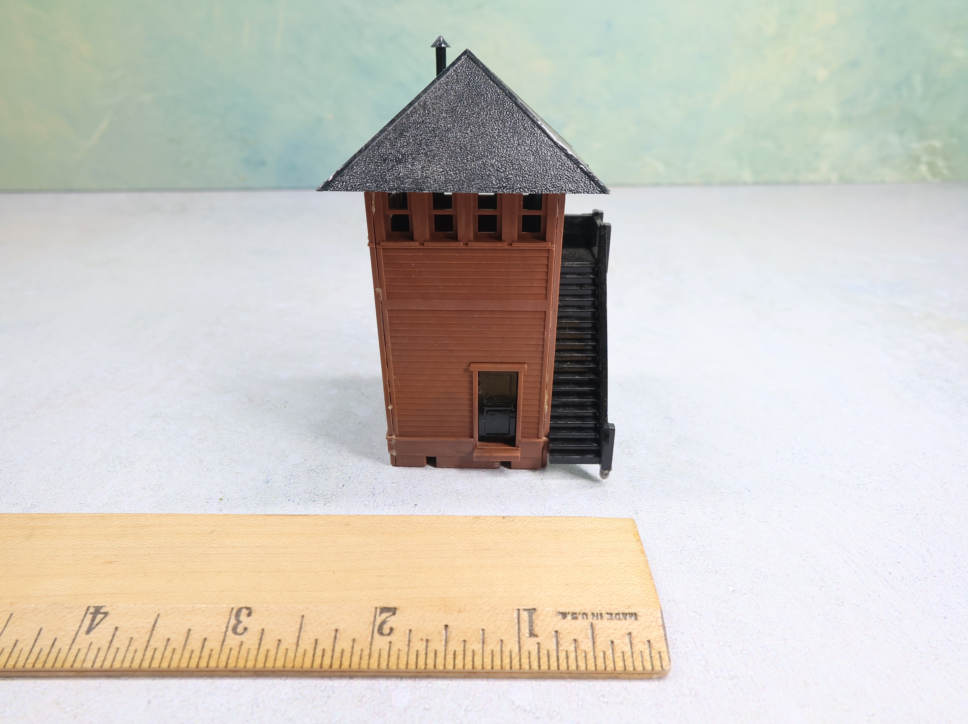 USED Bachmann Plasticville HO Scale Station Tower