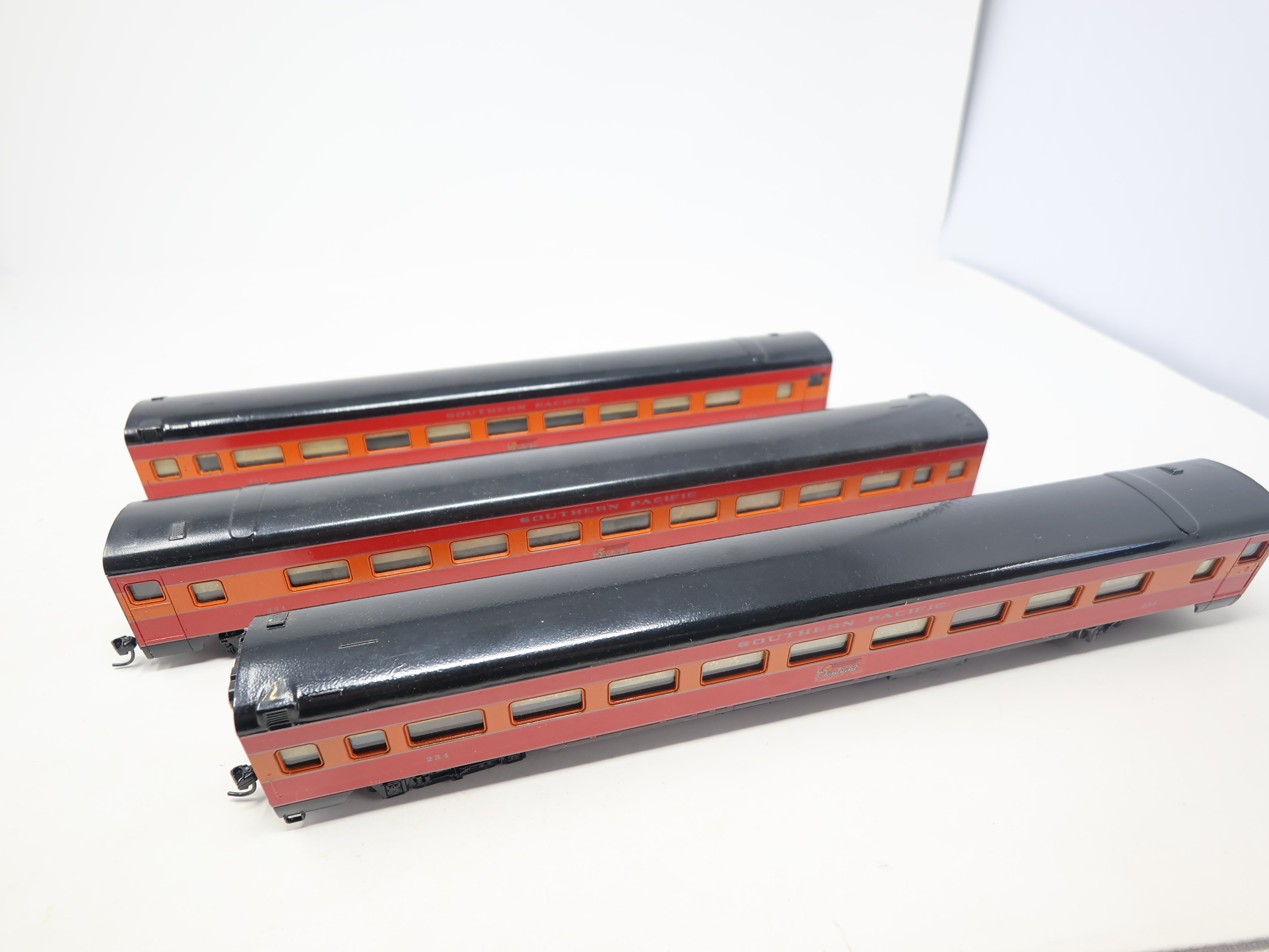 USED Rivarossi HO Scale, Lot of 3 Passenger Cars, Southern Pacific #234