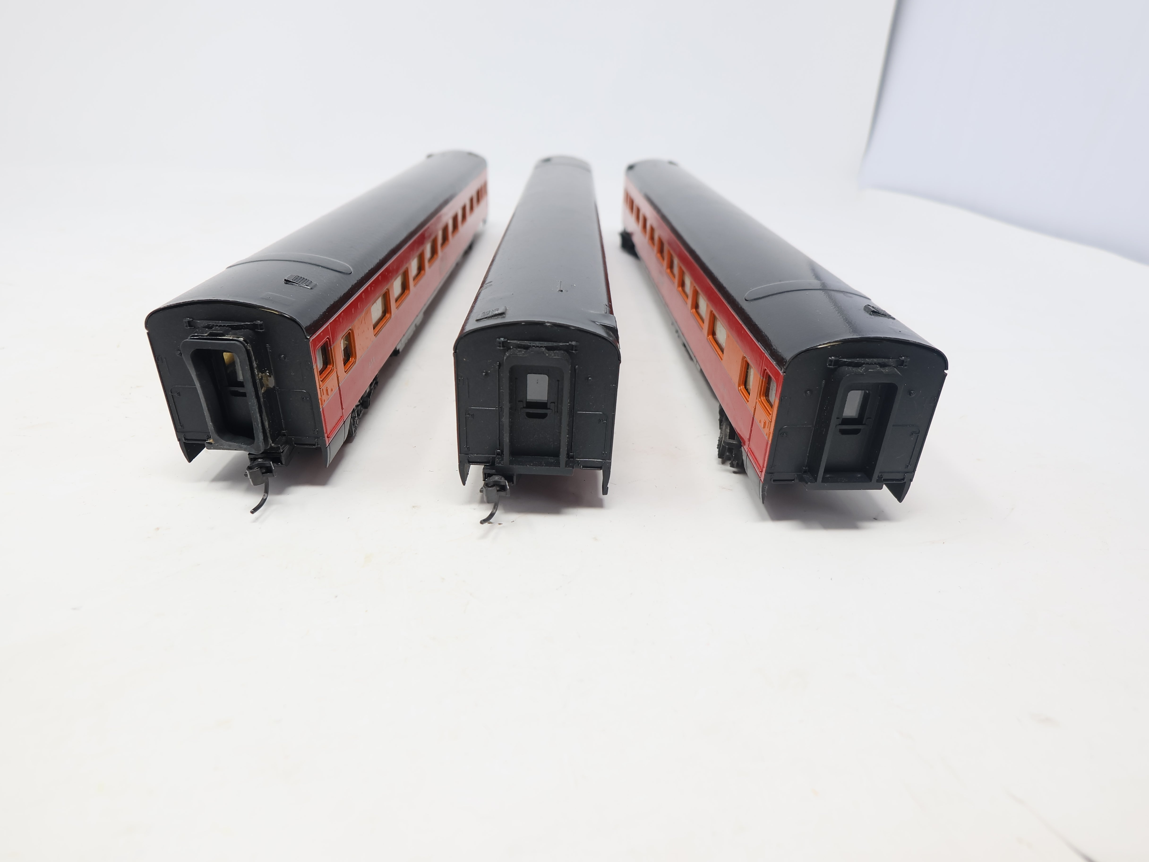 USED Rivarossi HO Scale, Lot of 3 Passenger Cars, Southern Pacific #234