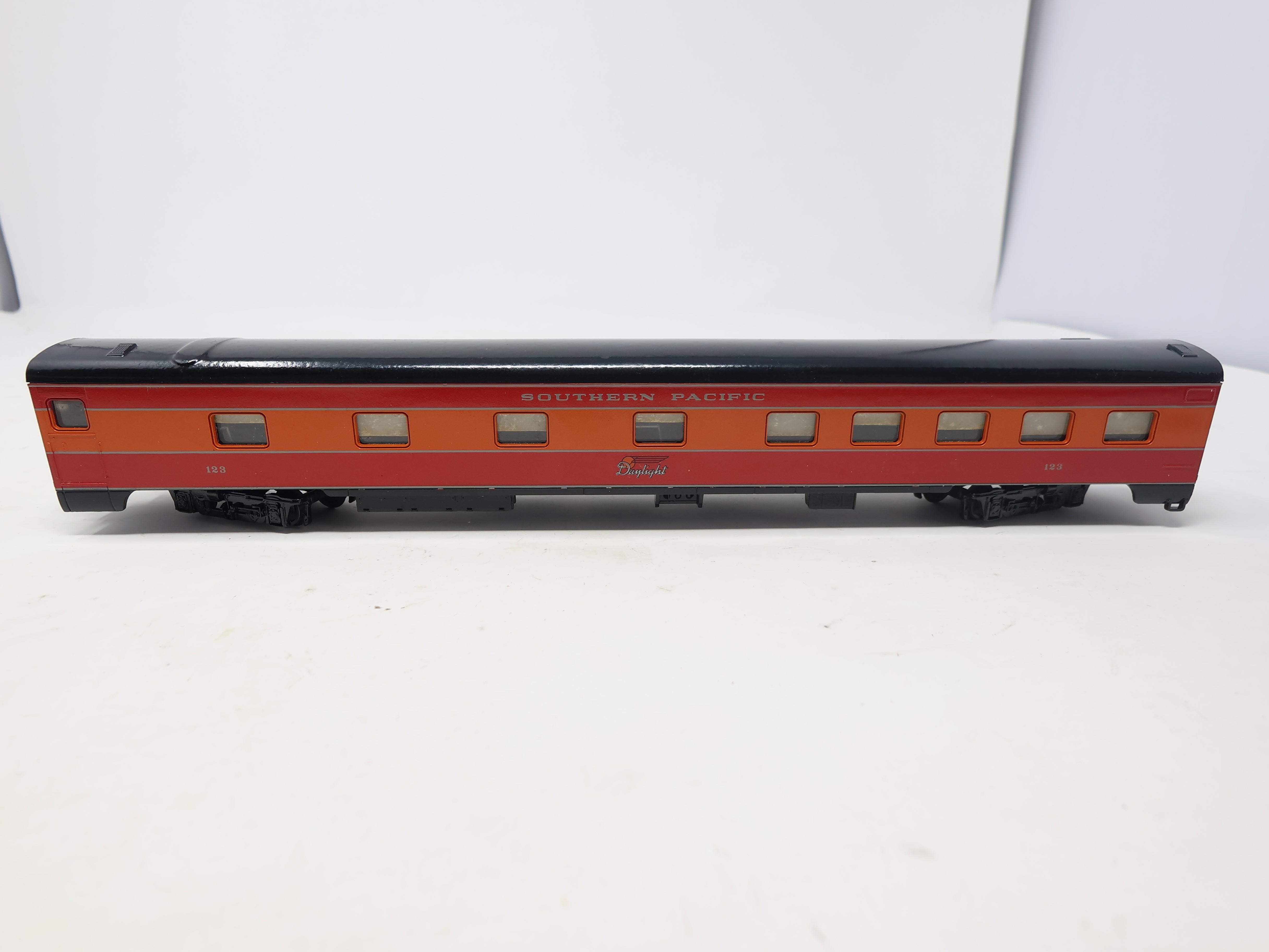 USED Rivarossi HO Scale, Passenger Car, Southern Pacific #123