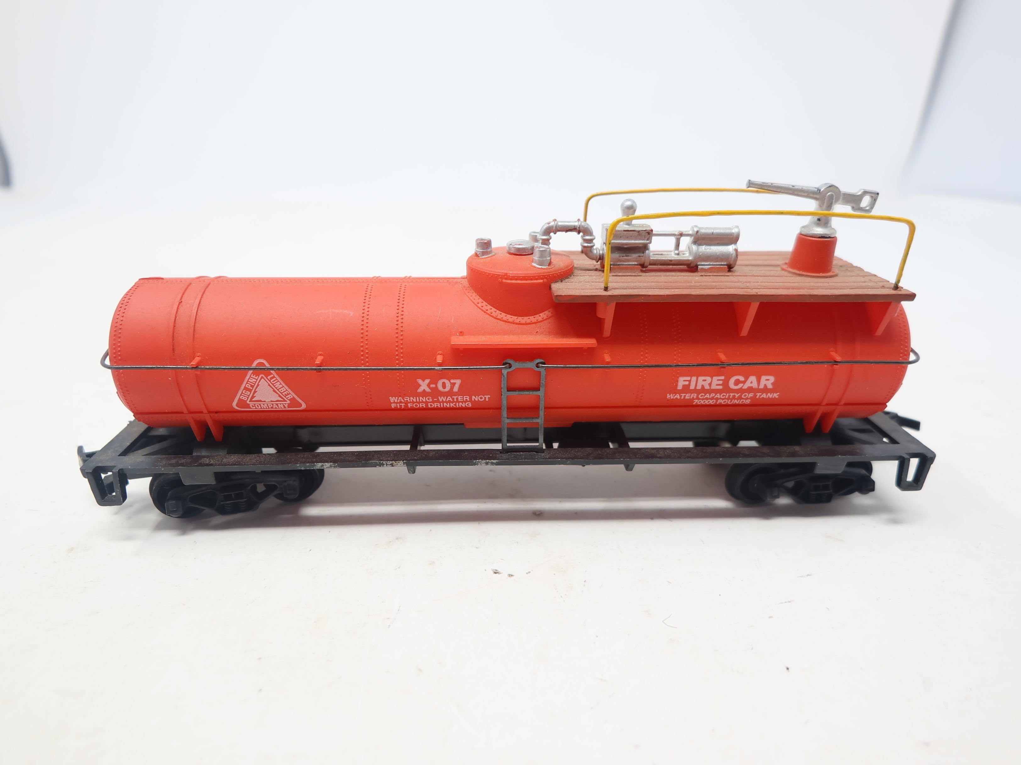 USED Cox HO Scale Single Dome Fire Tank Car Big Pine Lumber Co #X-07