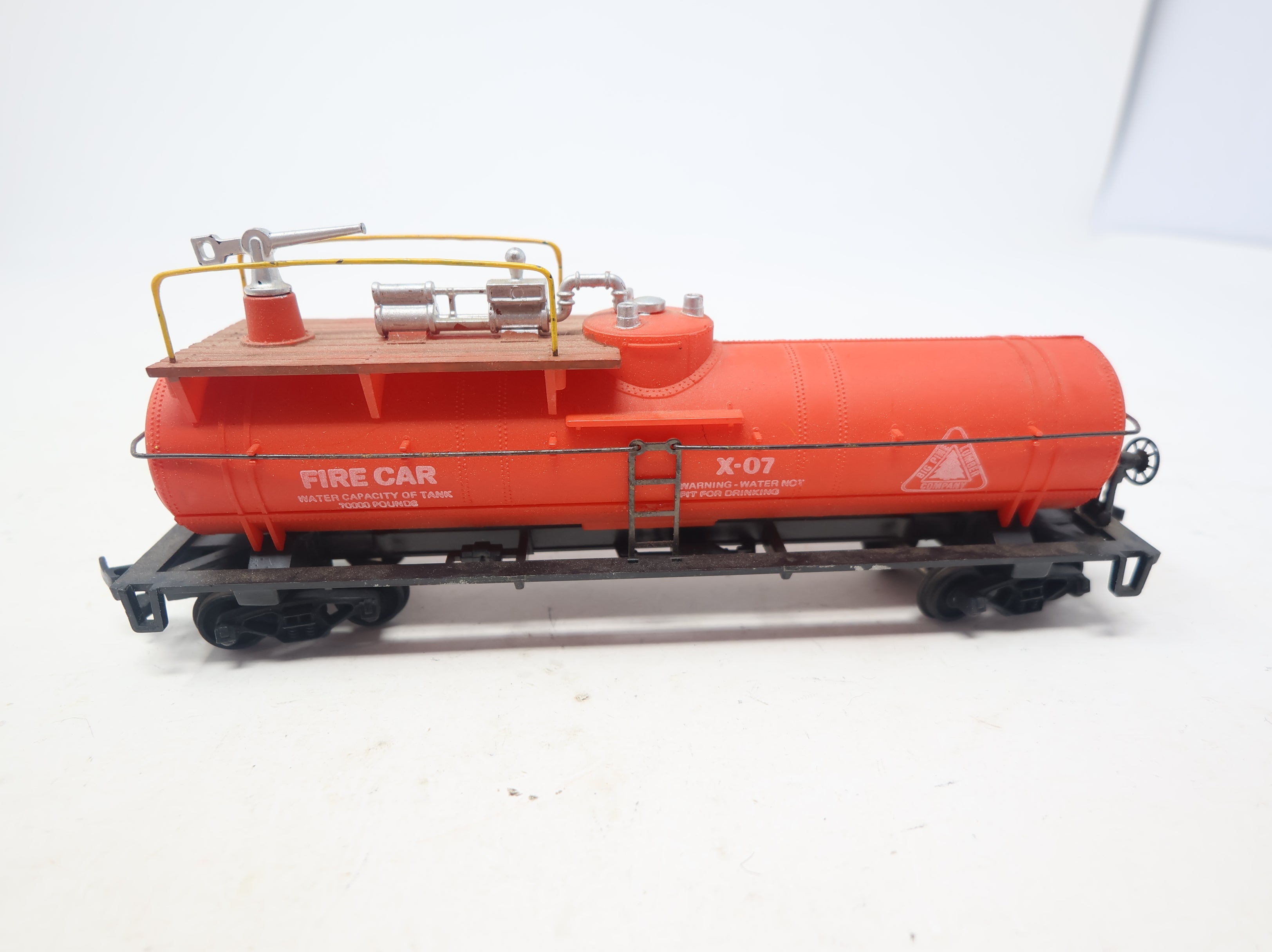 USED Cox HO Scale Single Dome Fire Tank Car Big Pine Lumber Co #X-07