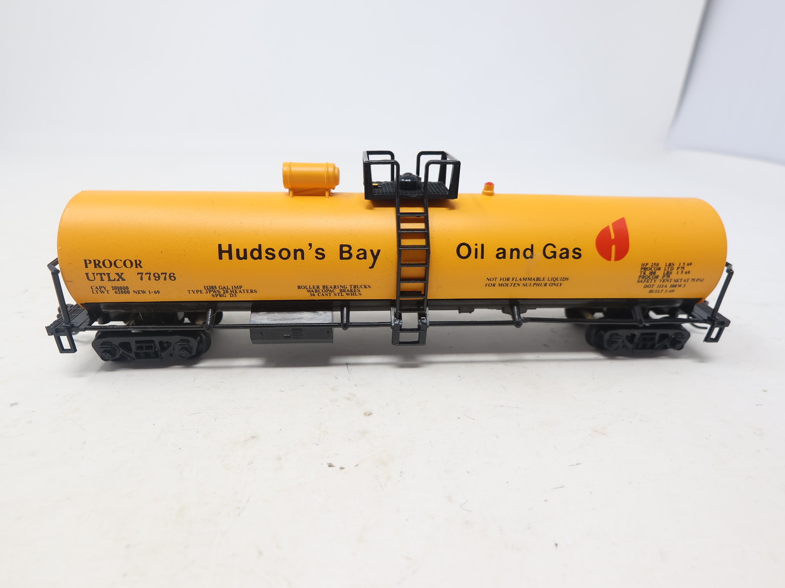 USED AHM HO Scale Tank Car Hudson's Bay Procor UTLX #77976