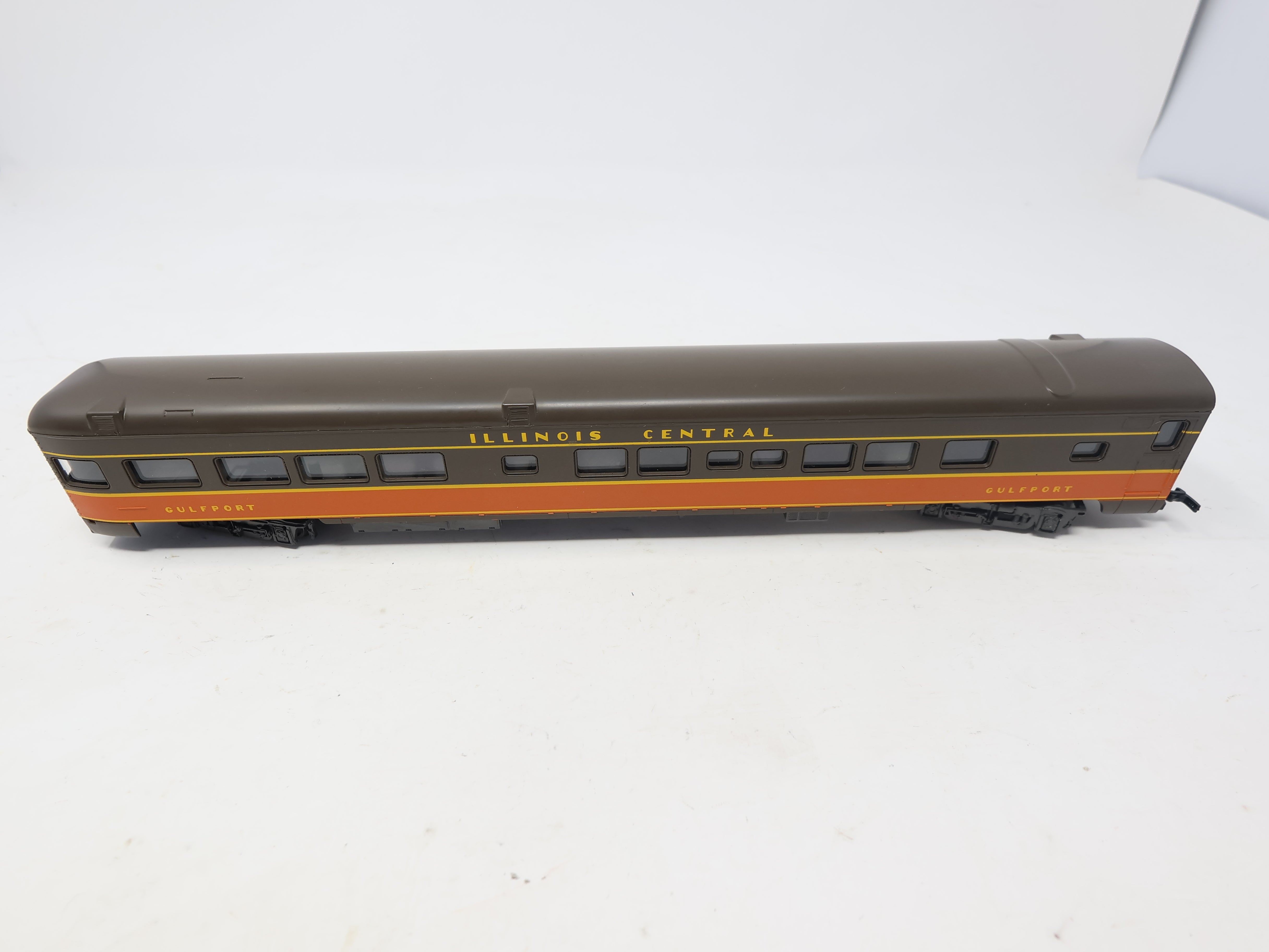 USED Rivarossi HO Scale, Observation Passenger Car, Illinois Central , Gulfport