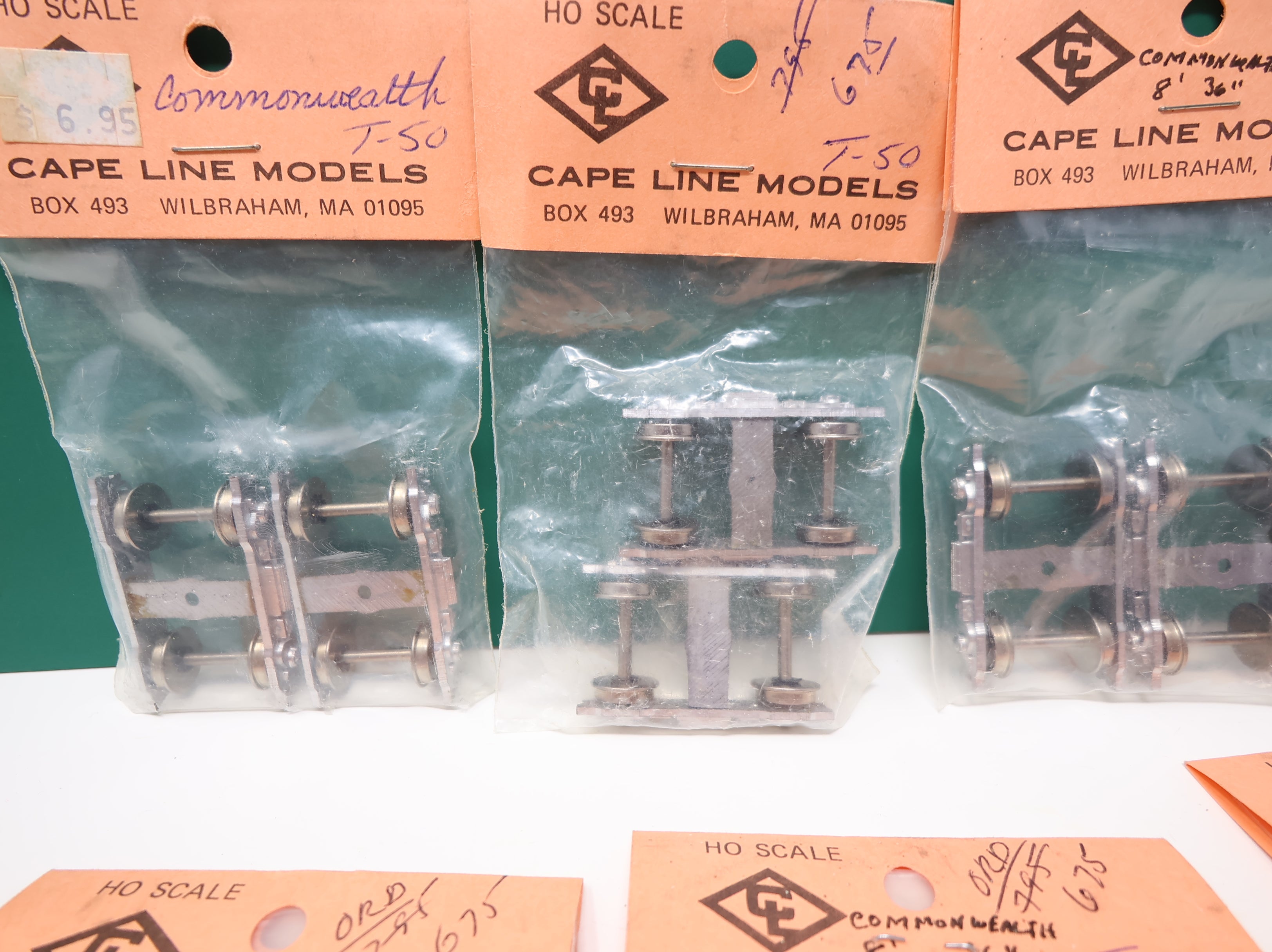 USED Cape Line Models #T-50 HO Scale 36" Metal Trucks Commonwealth (20 pcs)