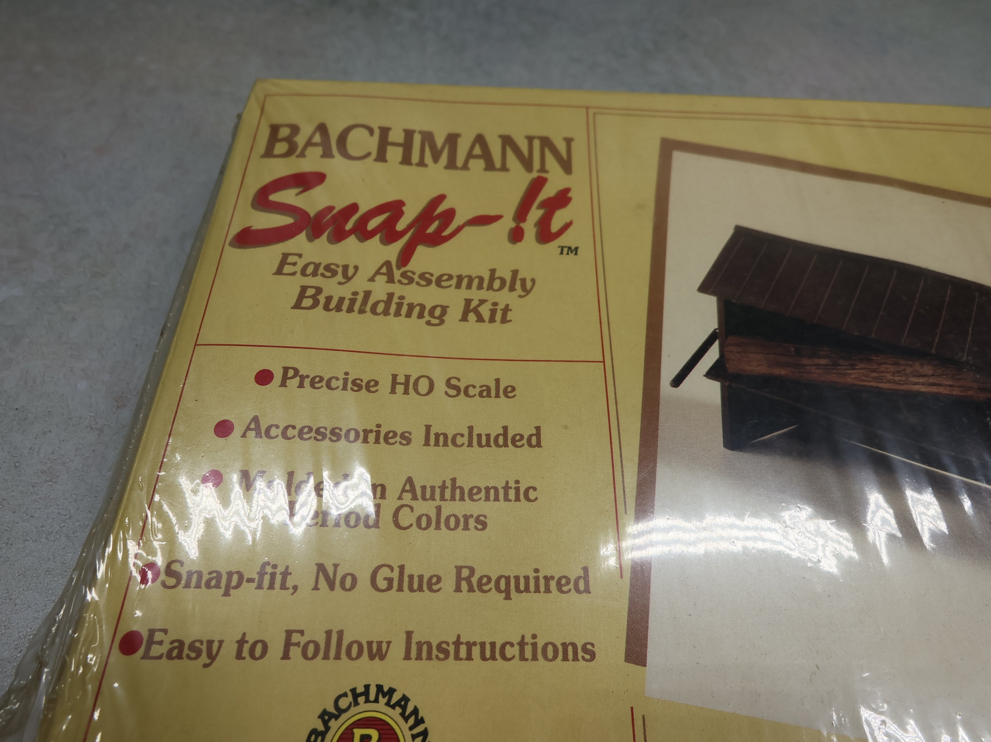 USED Bachmann 45513 HO Scale Snap-It Operating Log Loader KIT