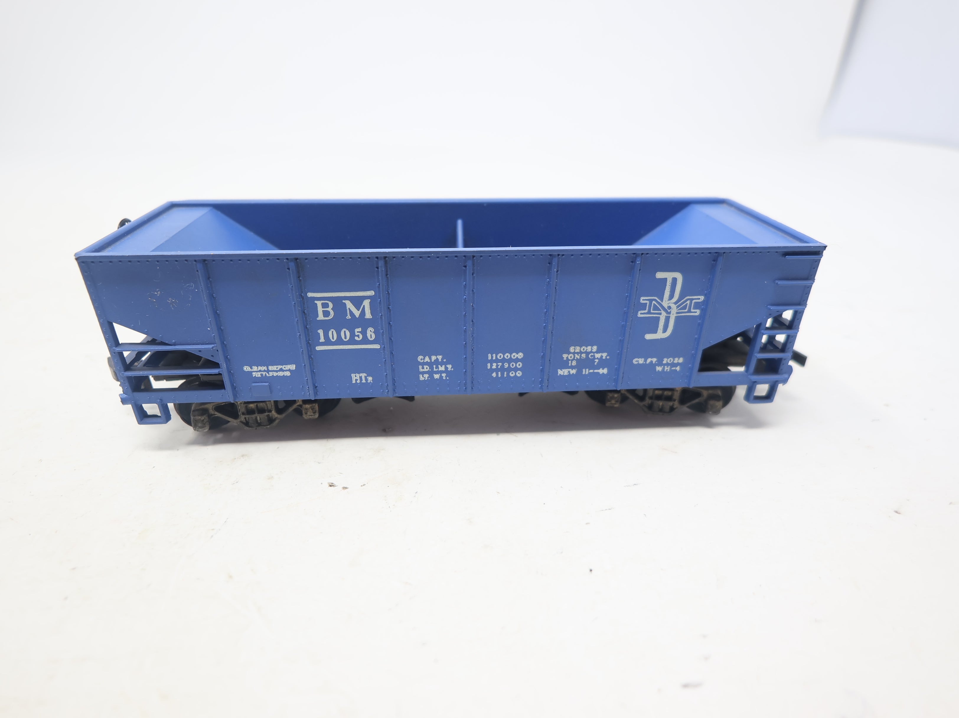 USED Tyco HO Scale Operating Hopper Boston and Maine BM #10056