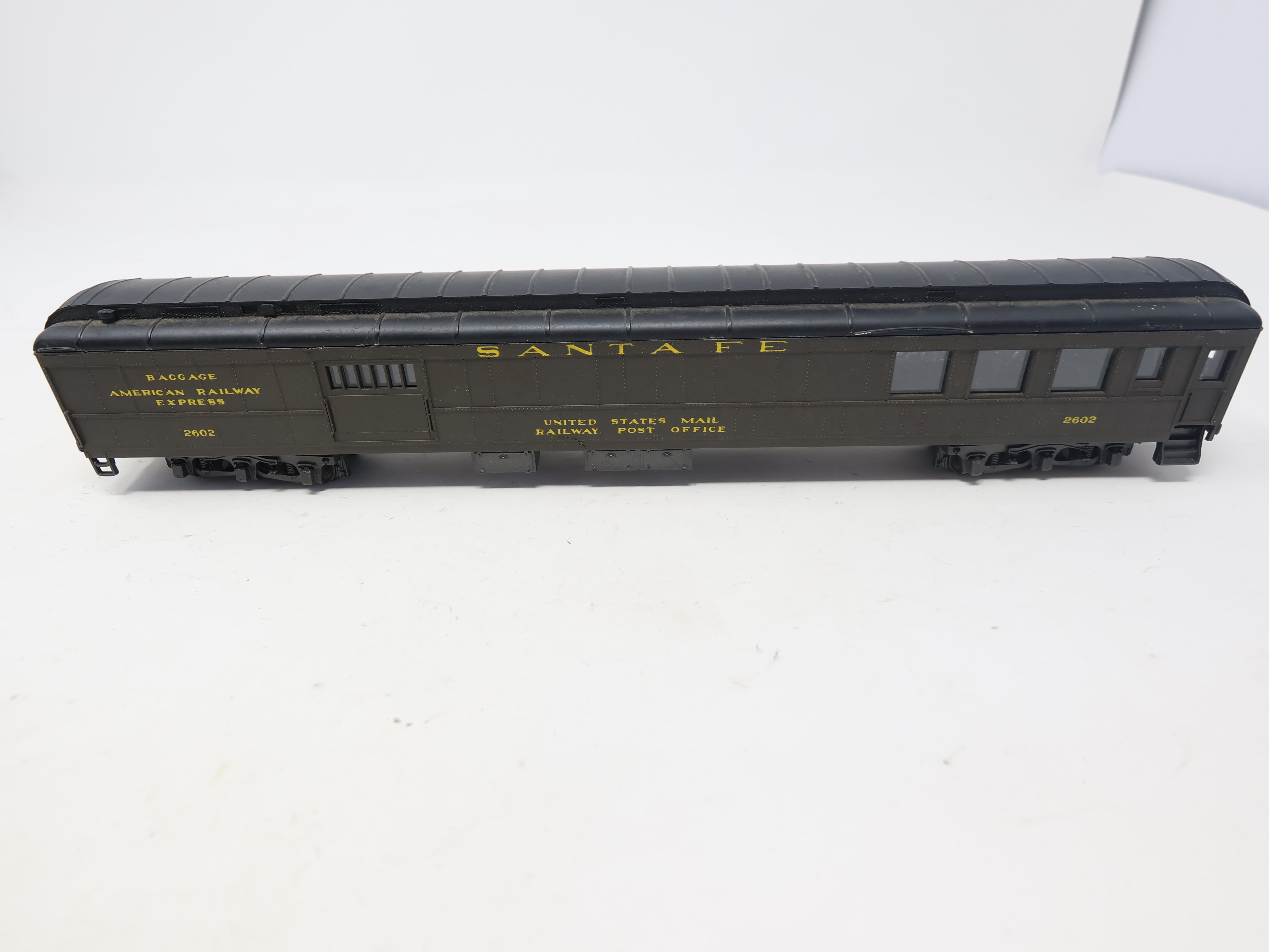 USED Rivarossi HO Scale, RPO Baggage Passenger Car, Santa Fe #2602