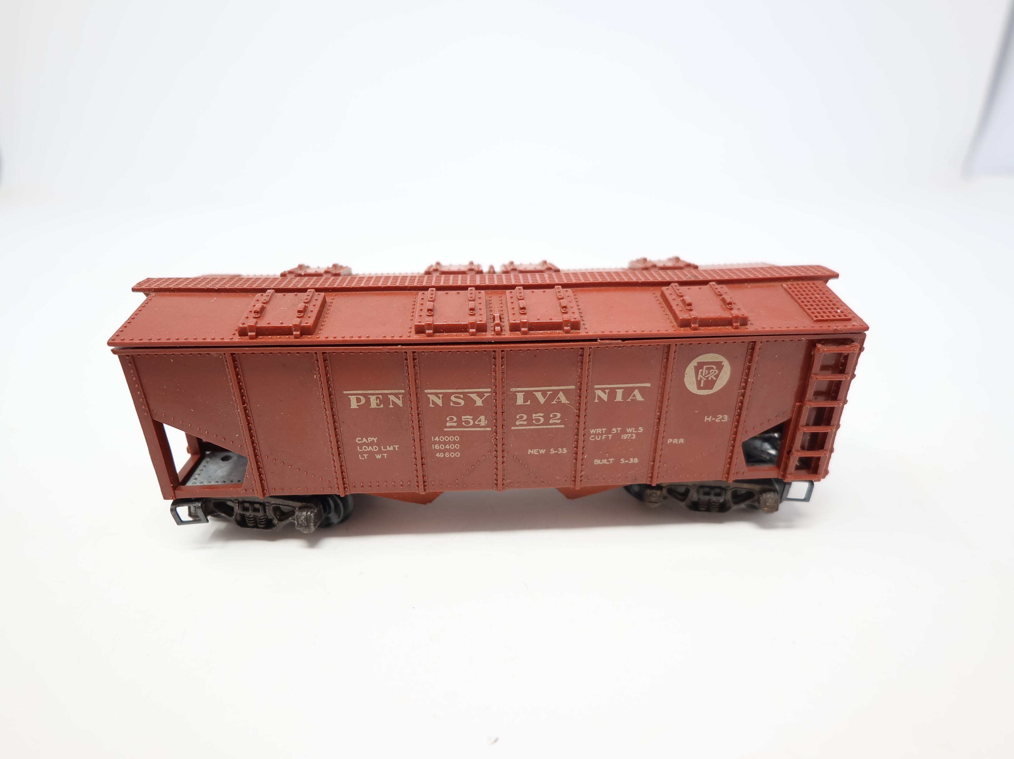 USED Varney HO Scale 2 Bay Covered Hopper Pennsylvania #254252