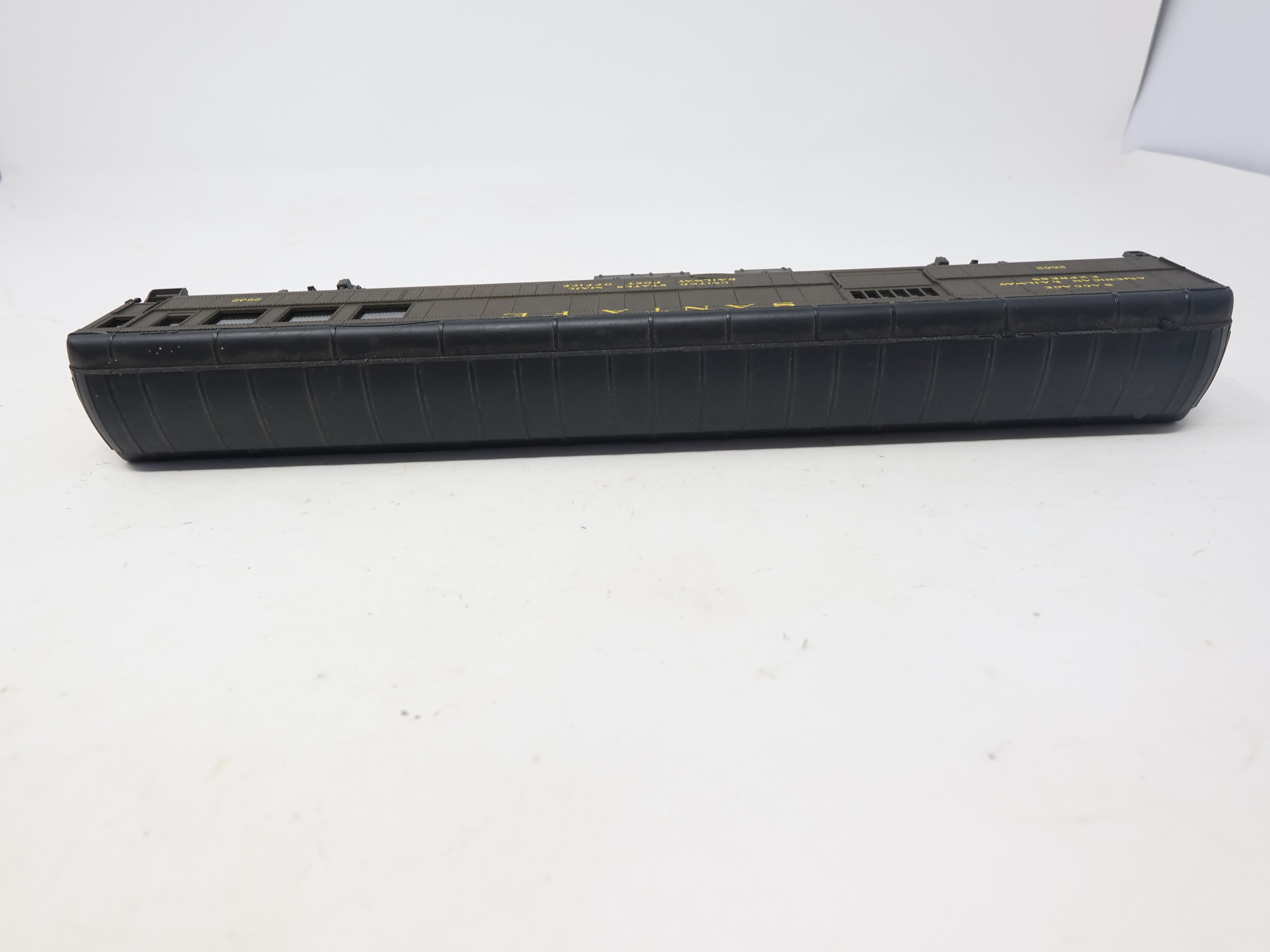 USED Rivarossi HO Scale, RPO Baggage Passenger Car, Santa Fe #2602