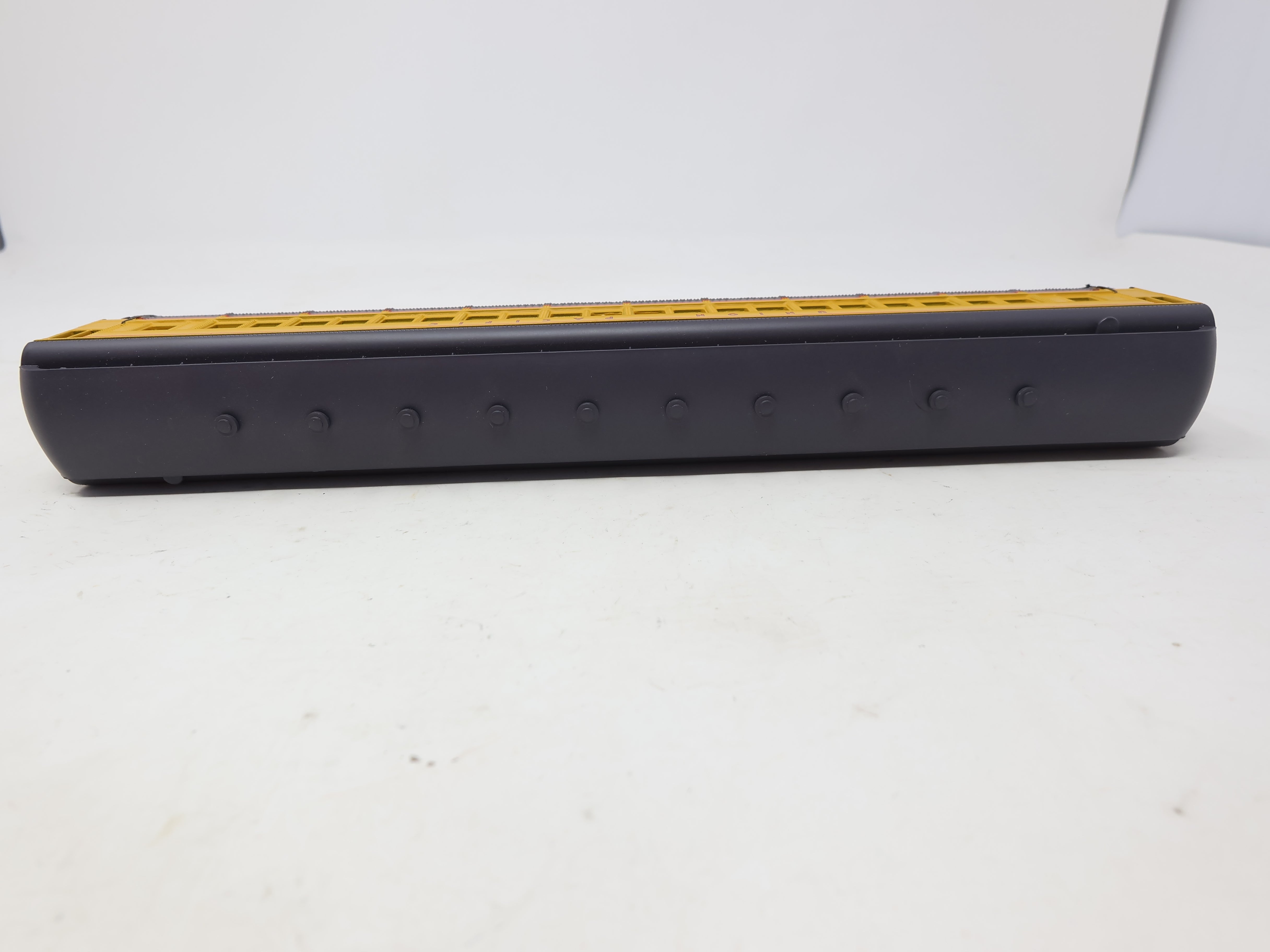 USED Bachmann HO Scale, Spectrum Passenger Car, Union Pacific #1128