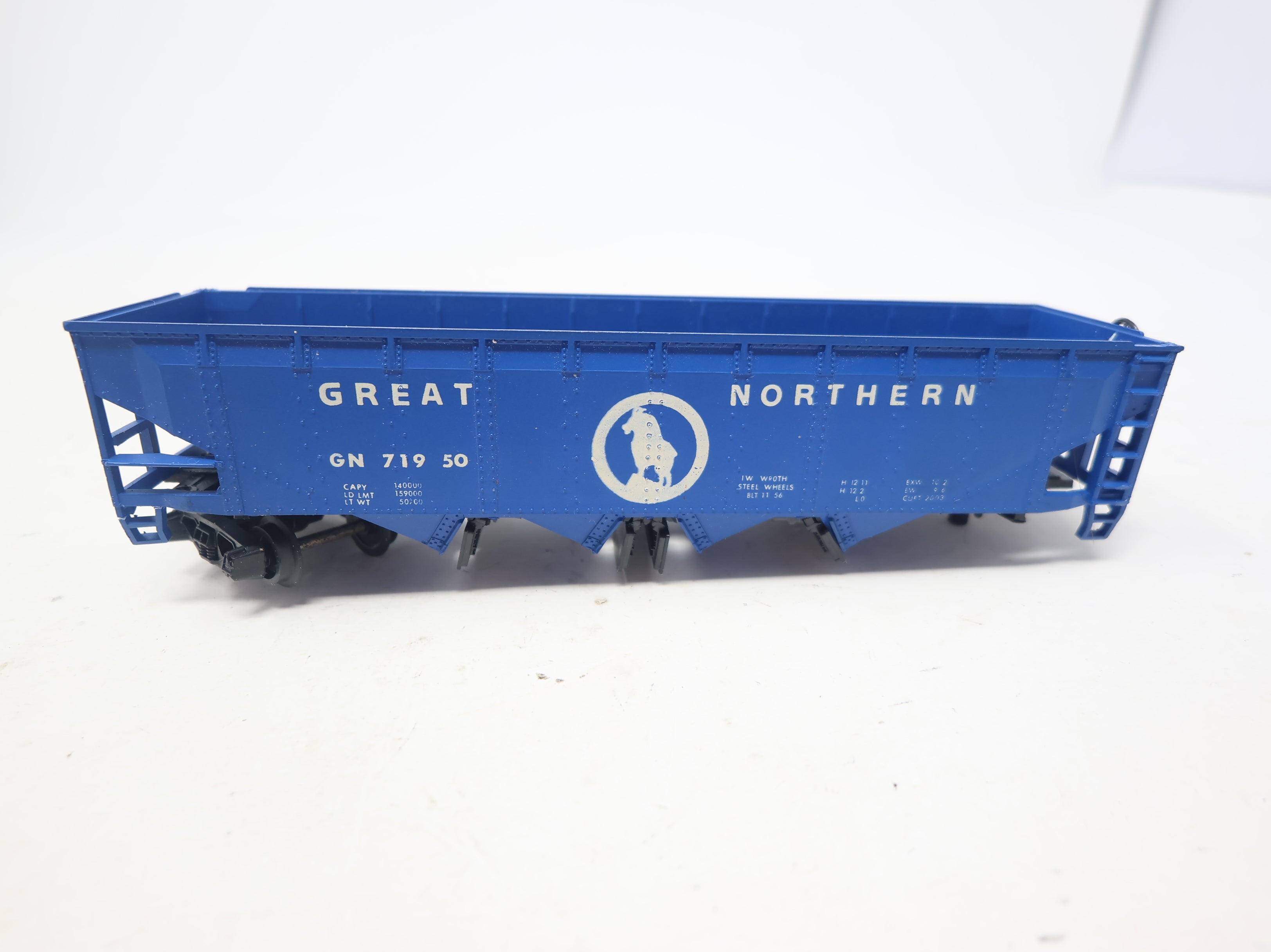 USED HO Scale 4 Bay Operating Hopper Great Northern GN #71950 Needs Repairs