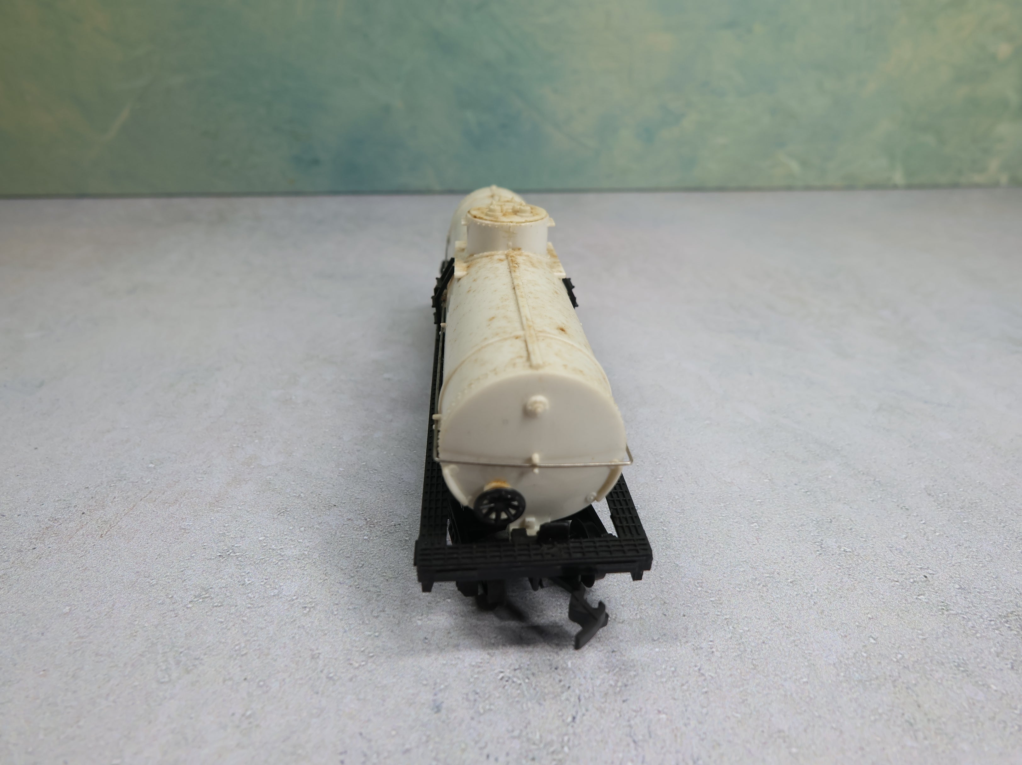 USED Bachmann HO Scale Single Dome Tank Car Cyanamid