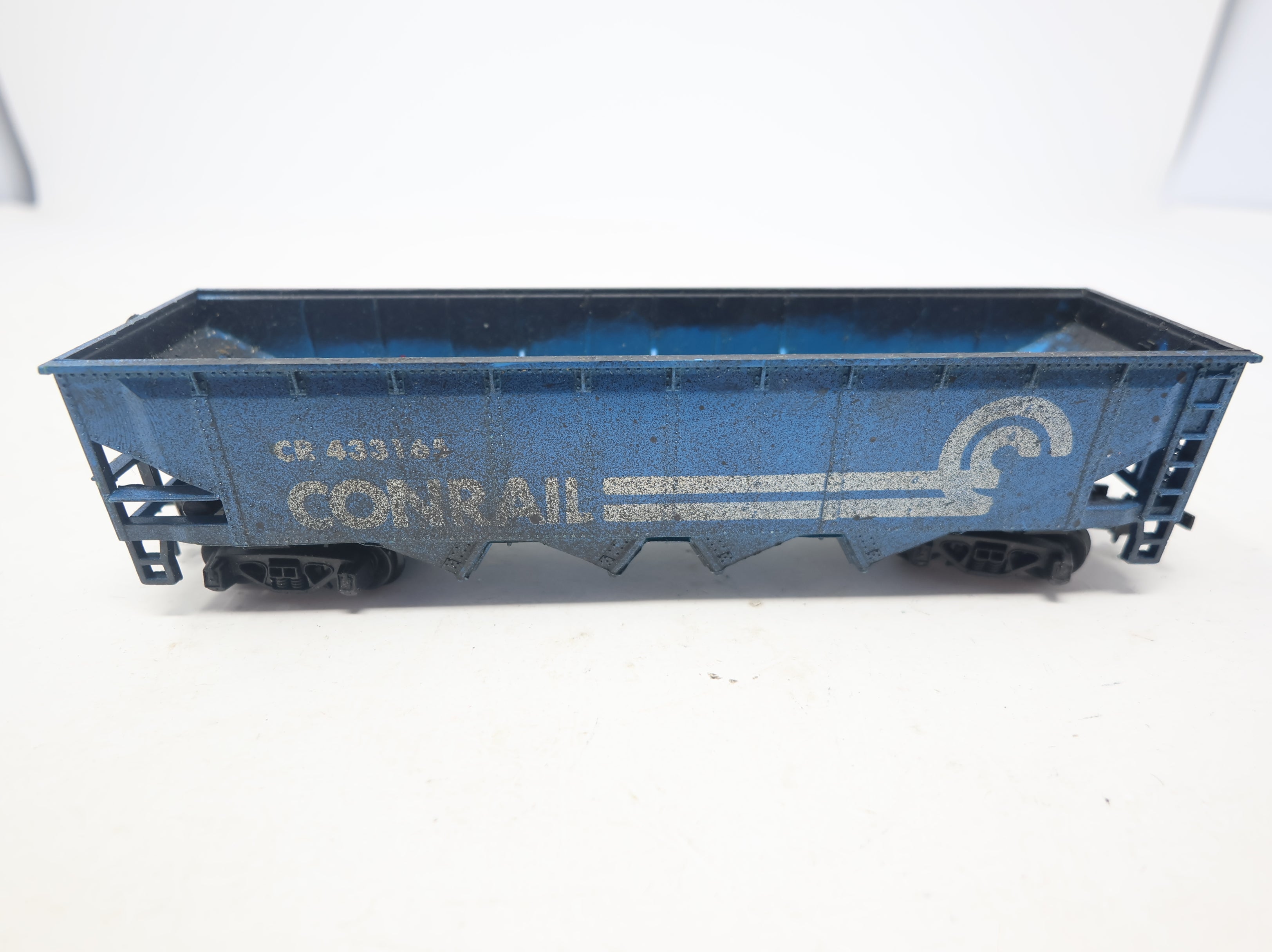 USED Tyco HO Scale 4 Bay Hopper Conrail CR #433165 Weathered