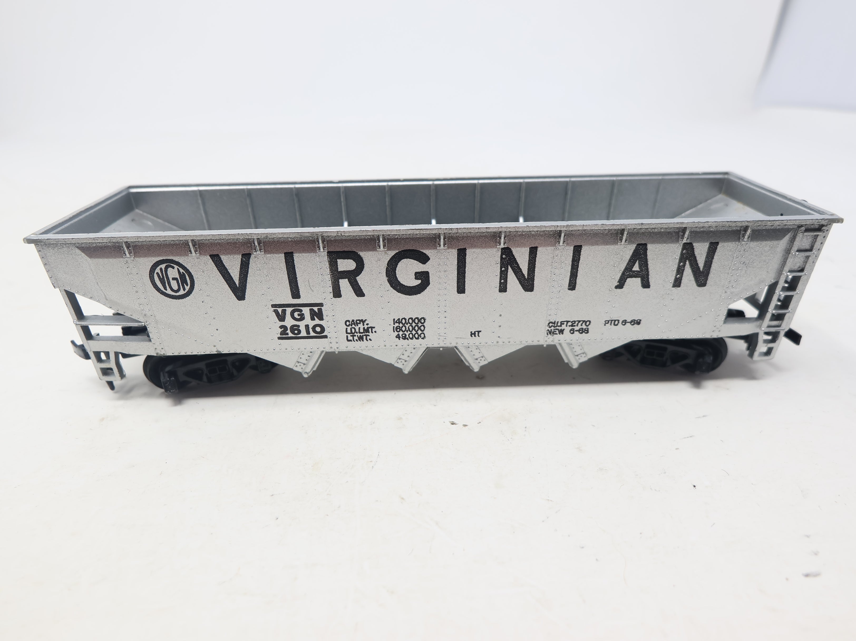 USED Tyco HO Scale 4 Bay Hopper Virginian VGN #2610