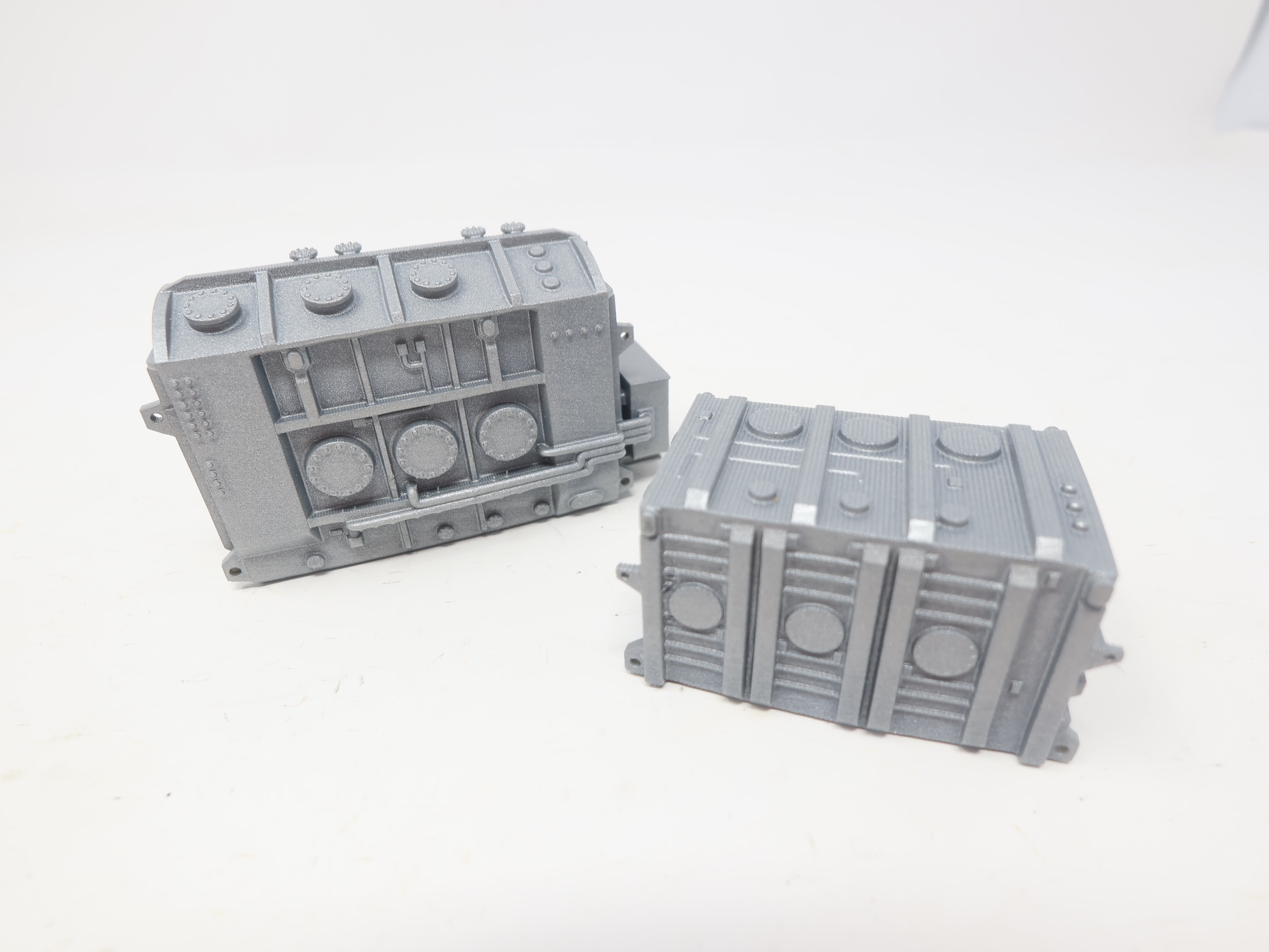 HO Scale, Silver High Voltage Bases (2 pieces)