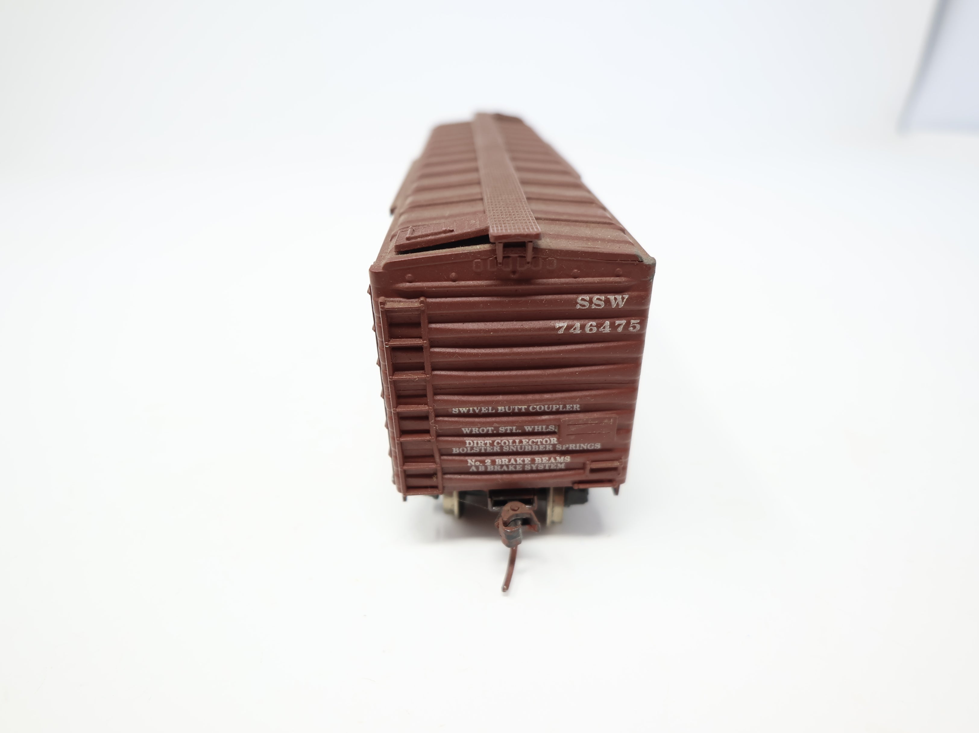 USED AHM HO Scale 40' Box Car Cotton Belt SSW #746475