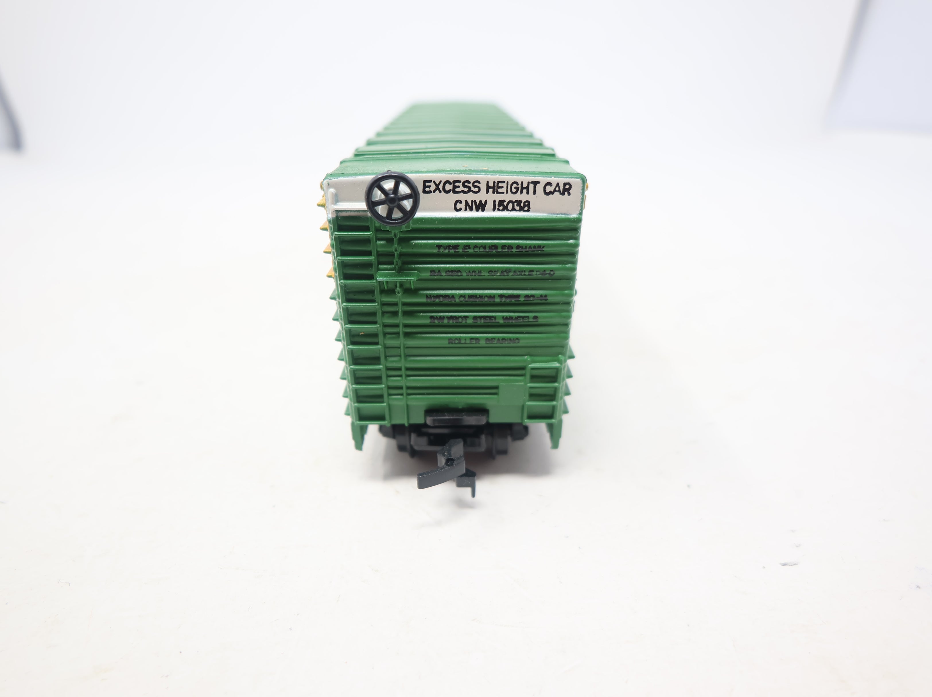 USED AHM HO Scale Hydra-Cushion Cattle Stock Car Chicago & North Western CNW #15038