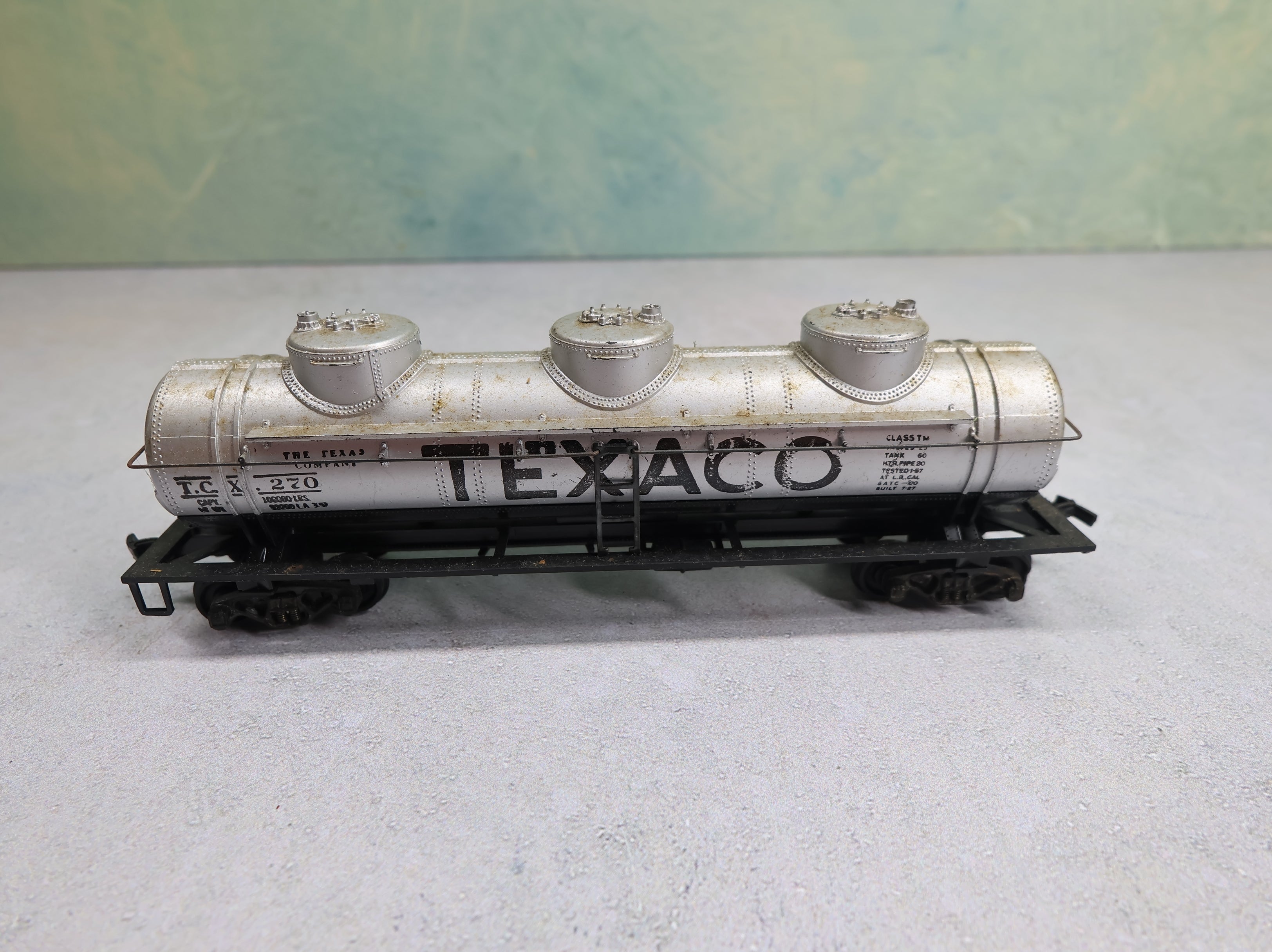 USED Athearn HO Scale Triple Dome Tank Car Texaco TCX #270