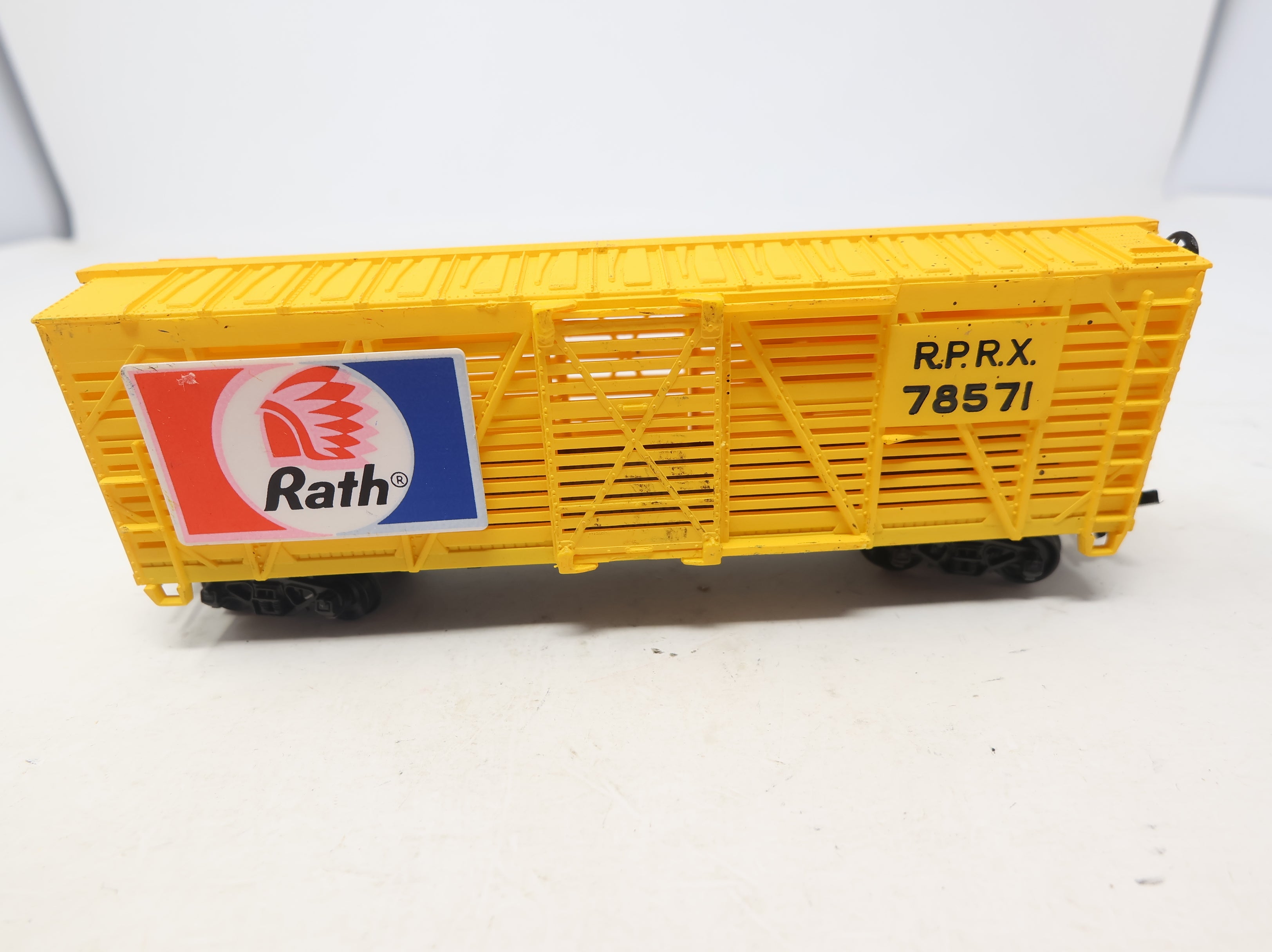 USED Lionel HO Scale Cattle Stock Car Rath RPRX #78571