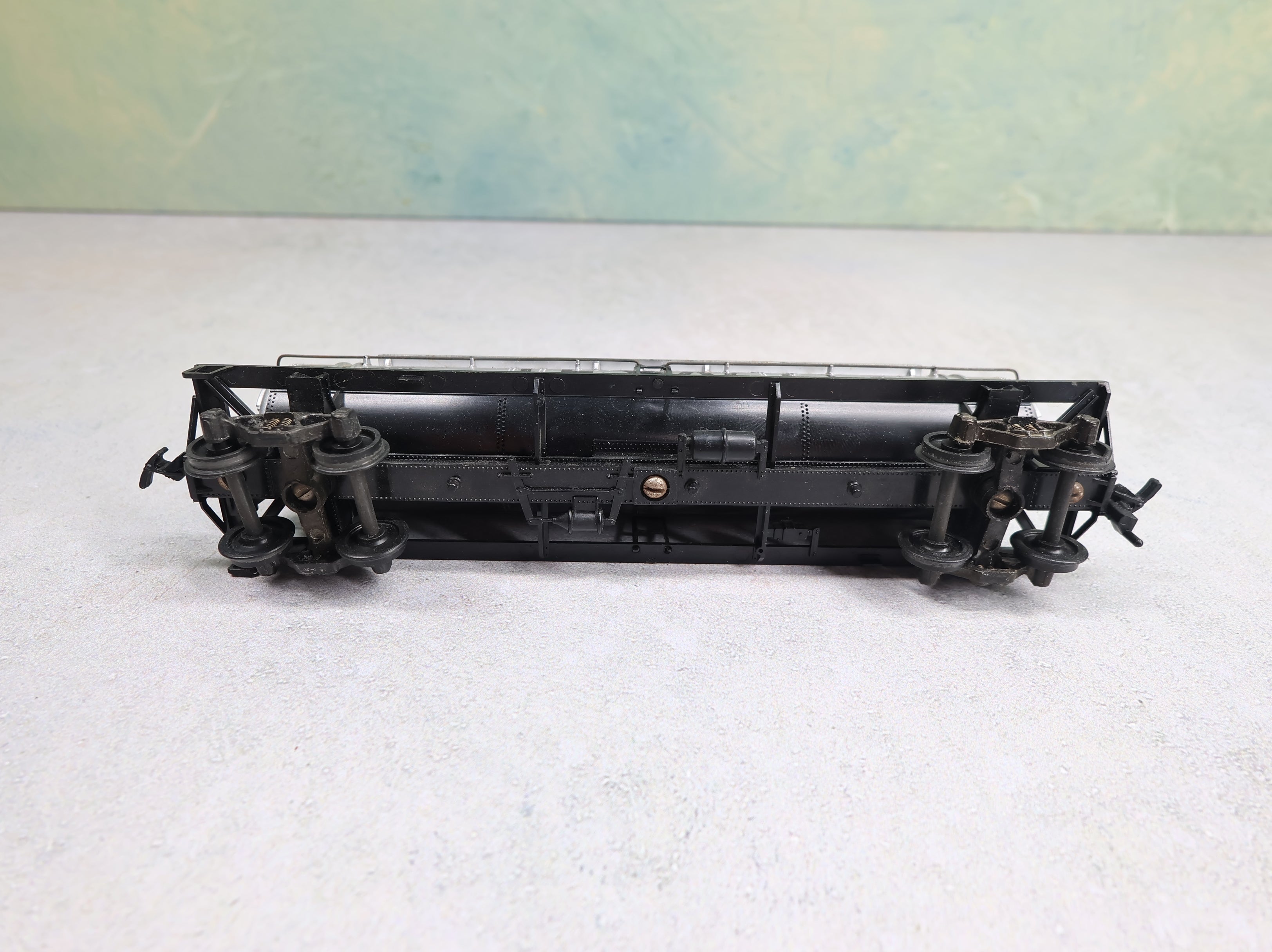 USED Athearn HO Scale Triple Dome Tank Car Texaco TCX #270