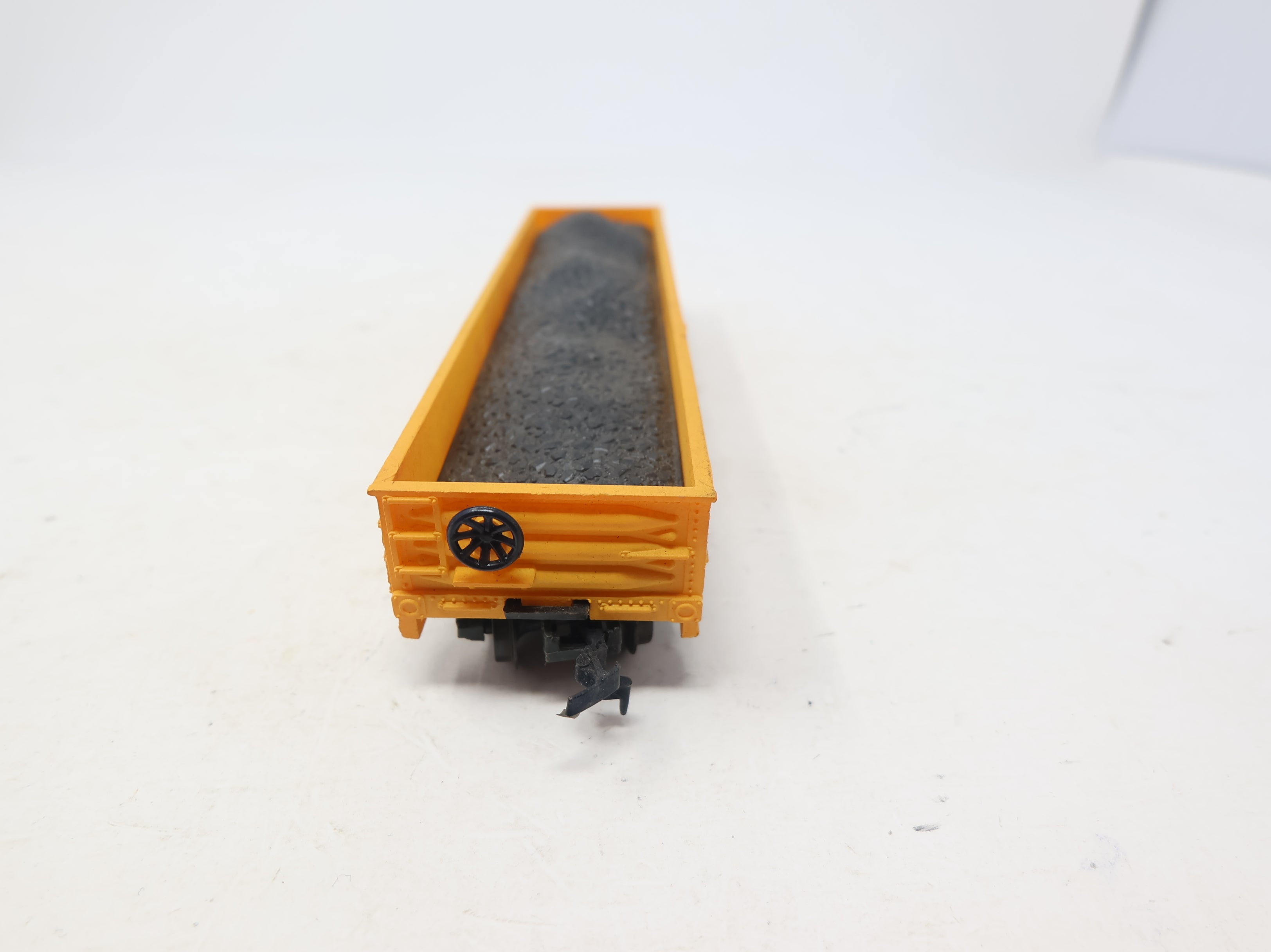 USED HO Scale 40' Gondola Union Pacific UP #29500 w/ Coal Load