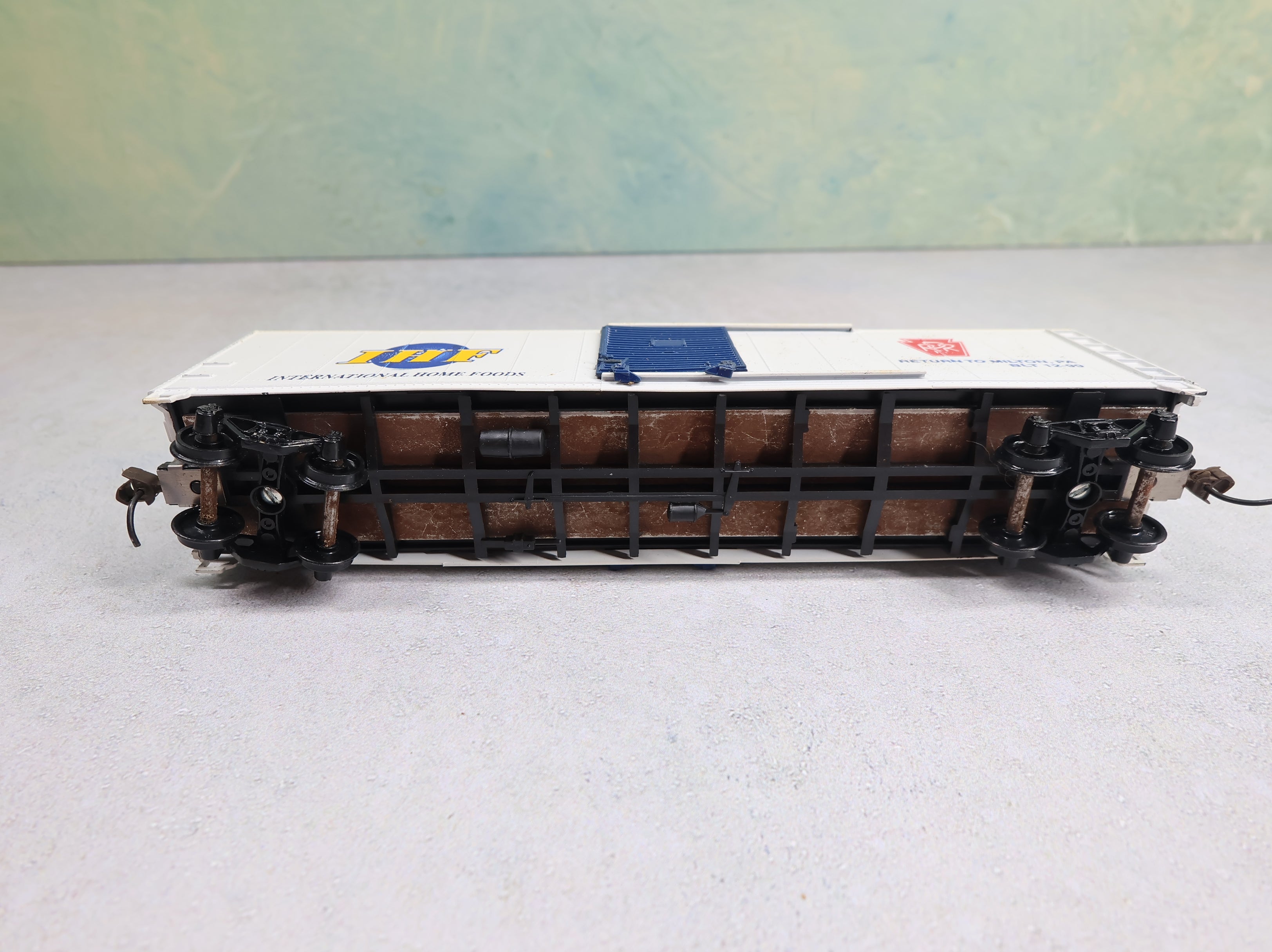 USED Athearn HO Scale 50' Box Car International Home Foods Milton