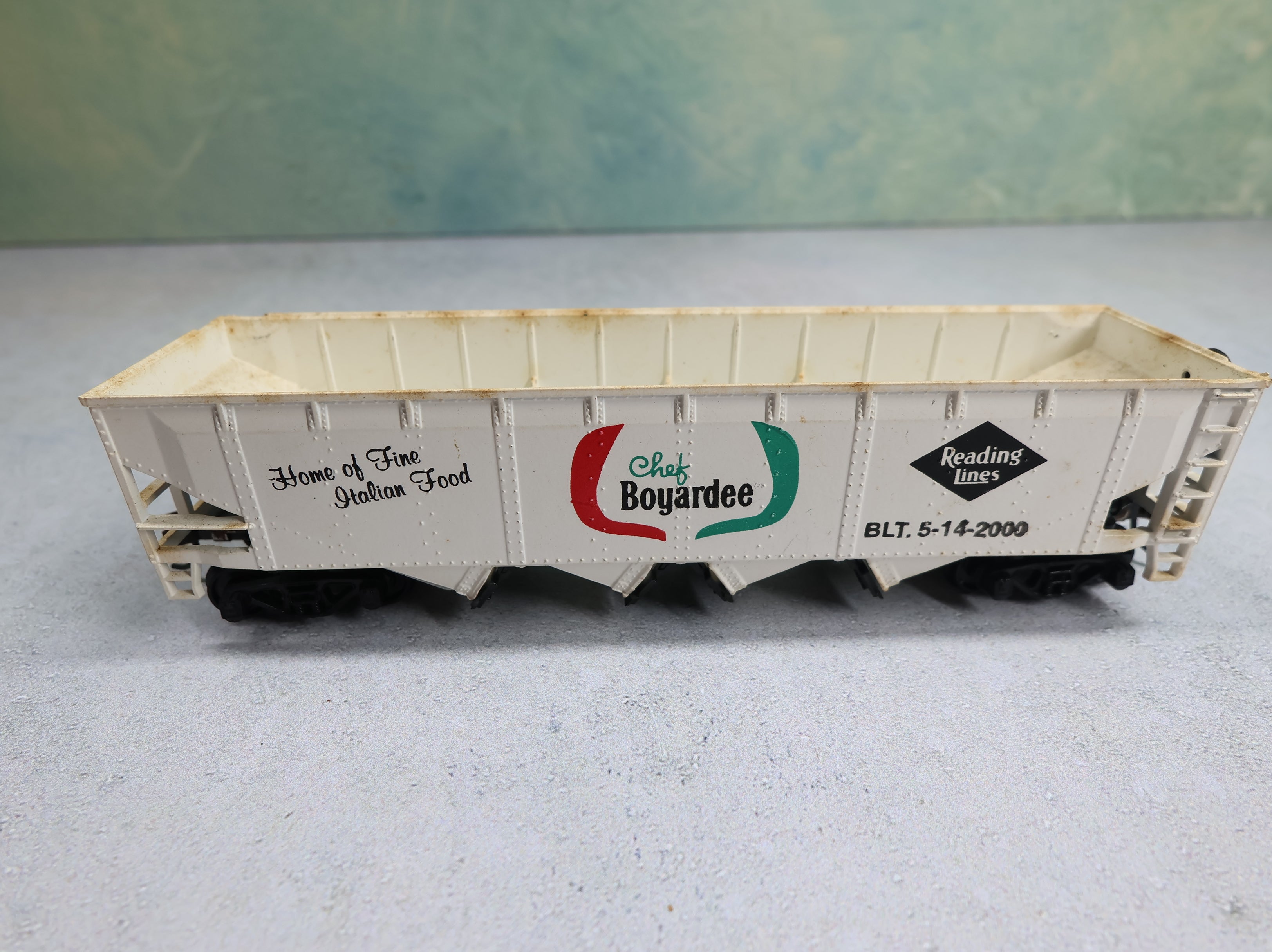 USED Athearn HO Scale Operating Quad Hopper Reading Chef Boyardee