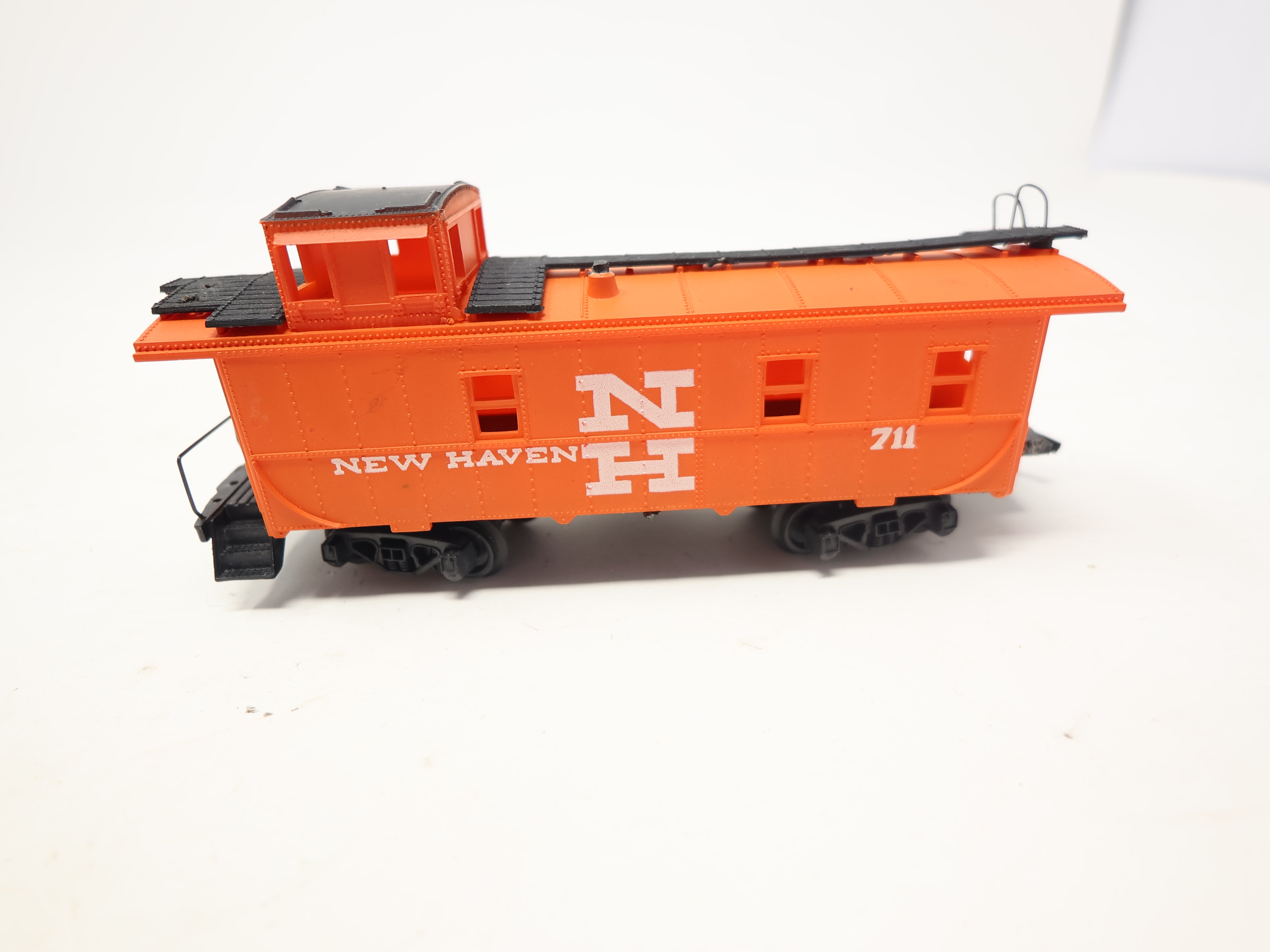 USED AHM HO Scale, Caboose, New Haven NH #711