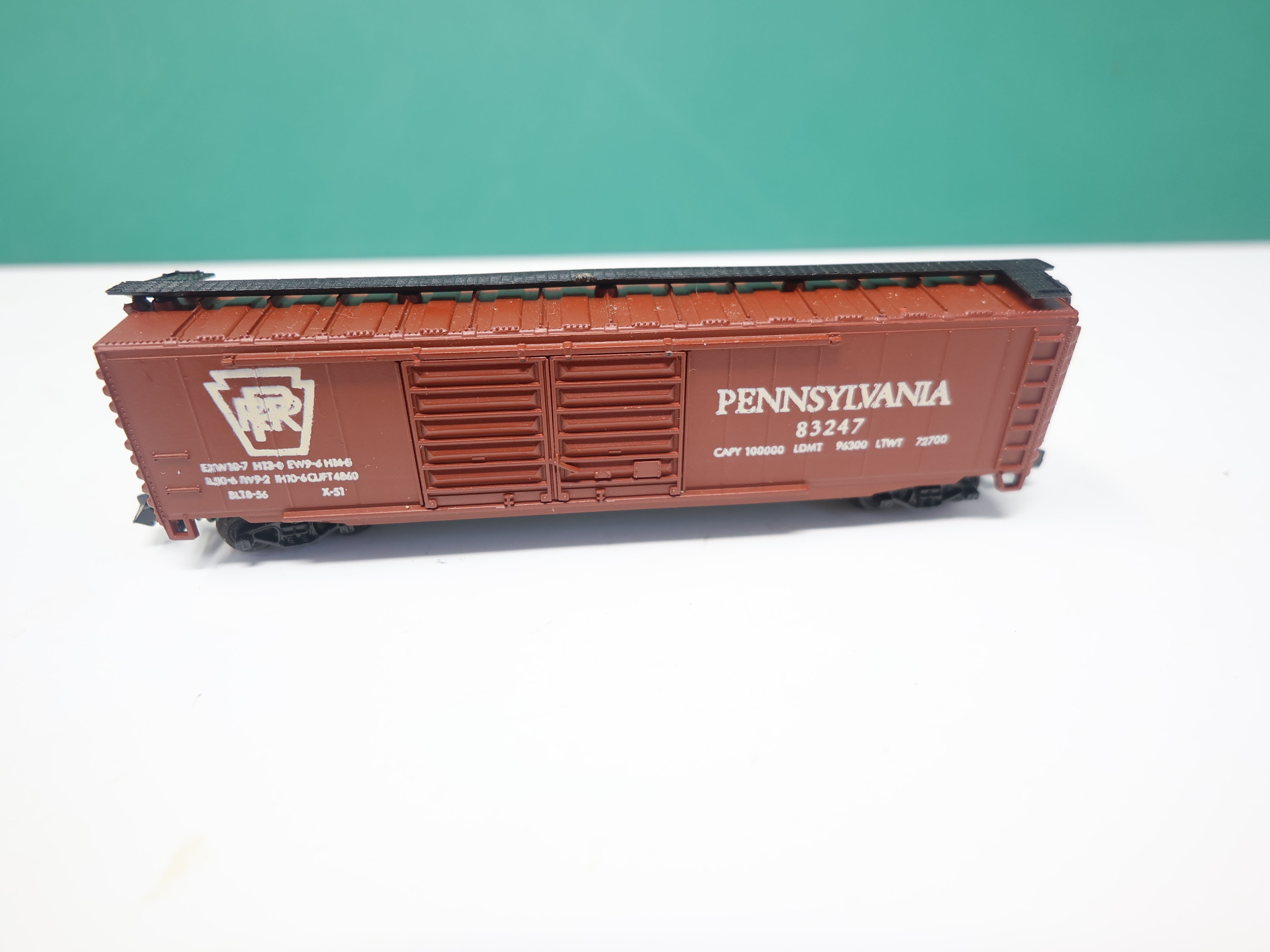 USED Atlas 2331 N Scale, 50' Box Car, Pennsylvania PRR #83247