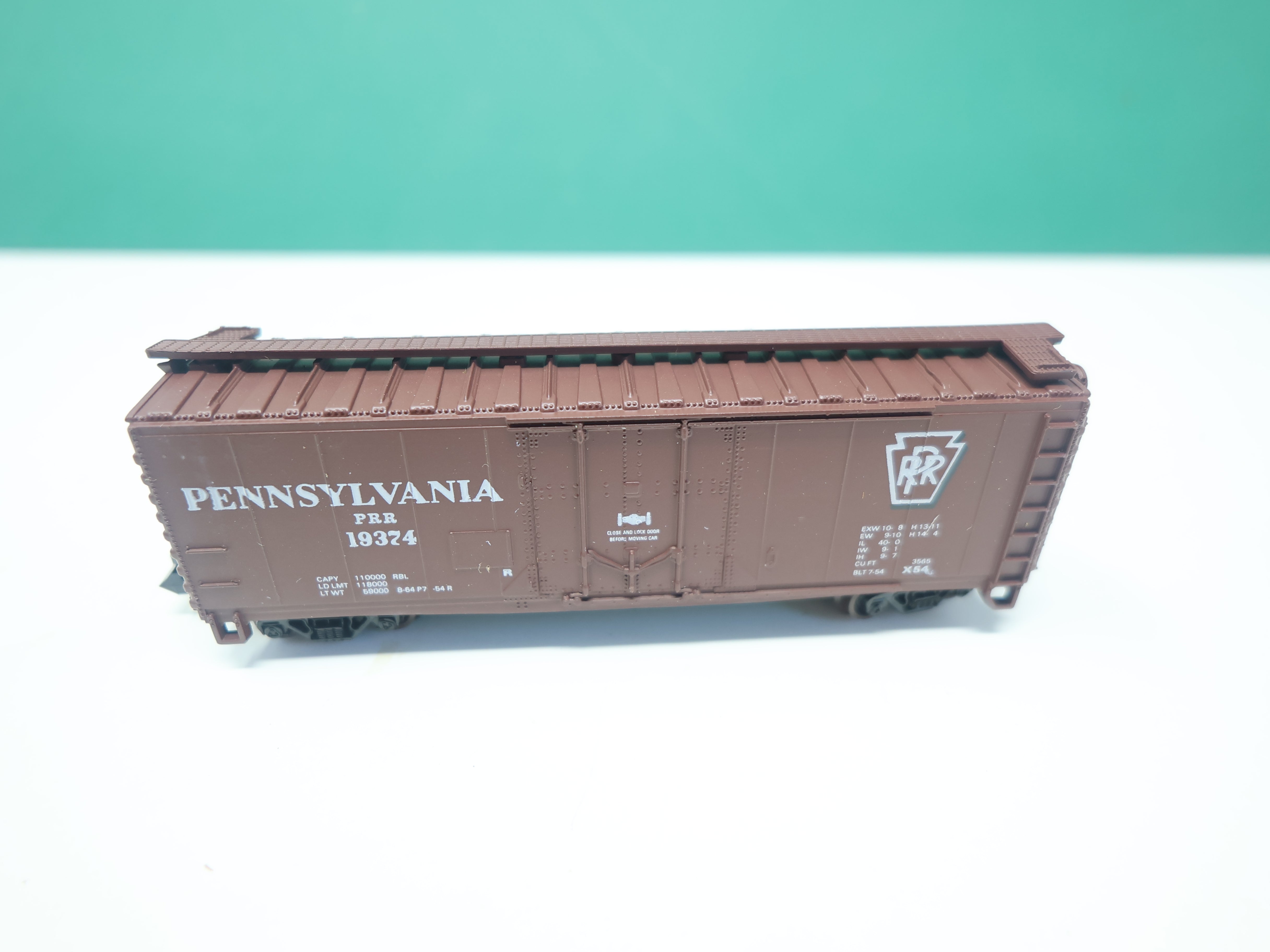 USED Atlas 3321 N Scale, 40' Box Car, Pennsylvania PRR #19374