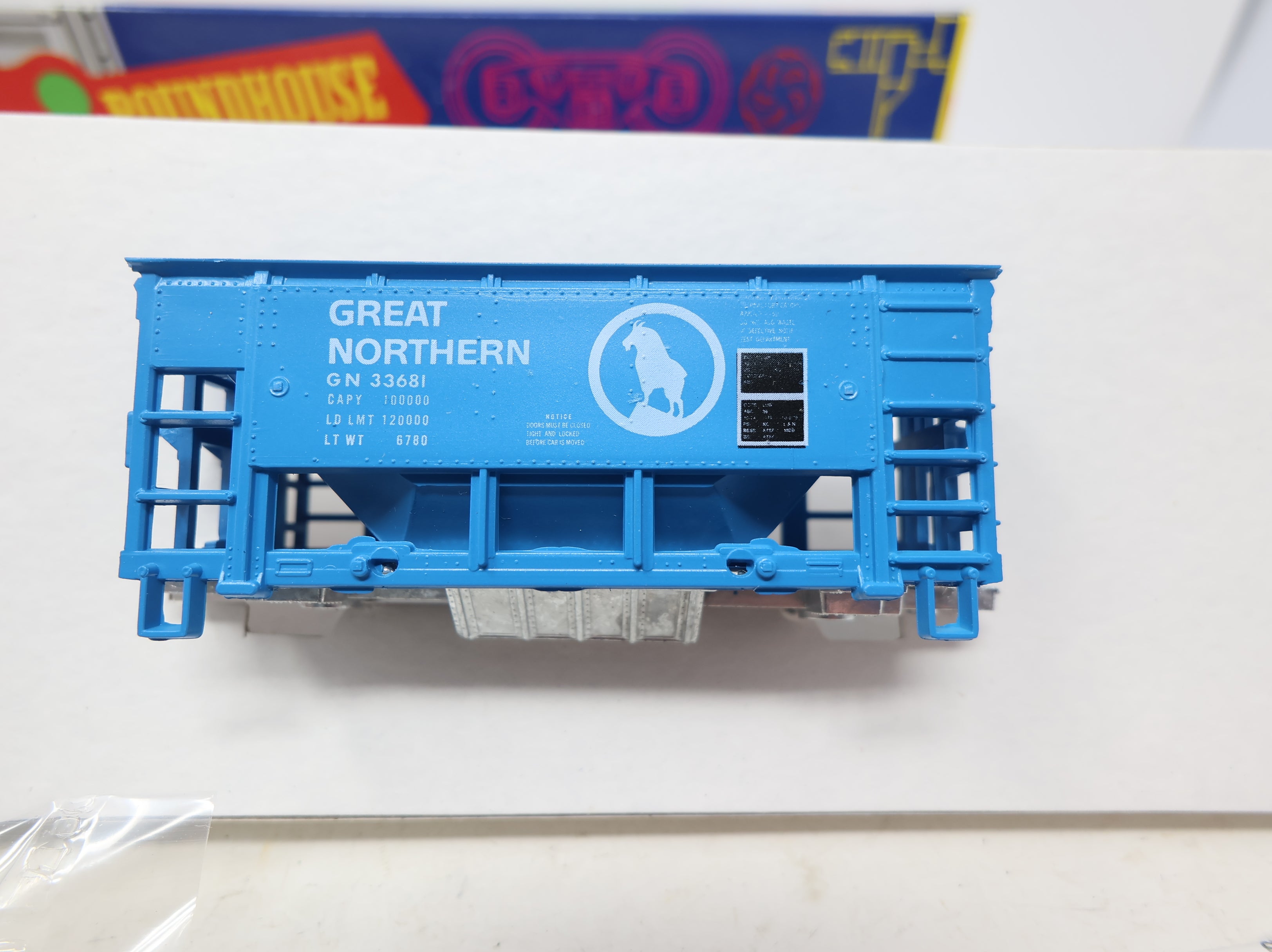 USED Roundhouse 1425 HO Scale Ore Car Great Northern GN #33681 KIT